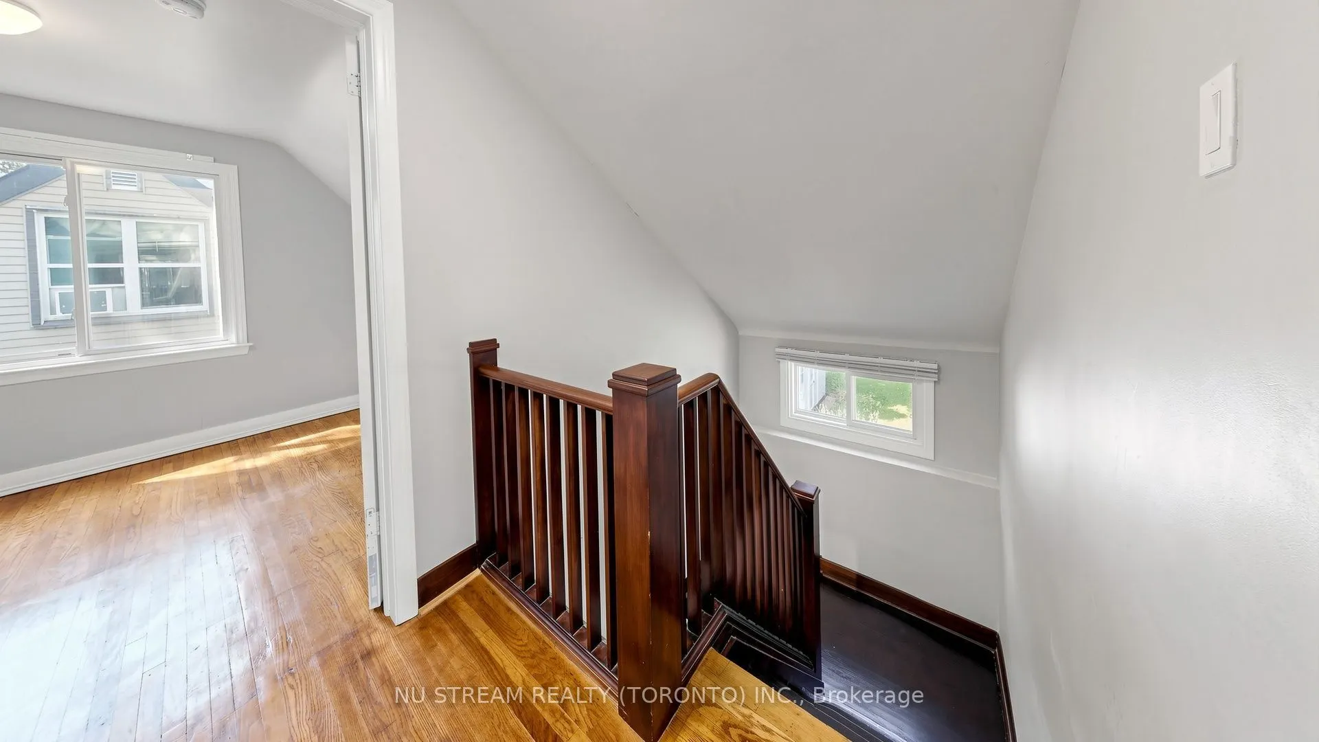 226 Oakridge Drive