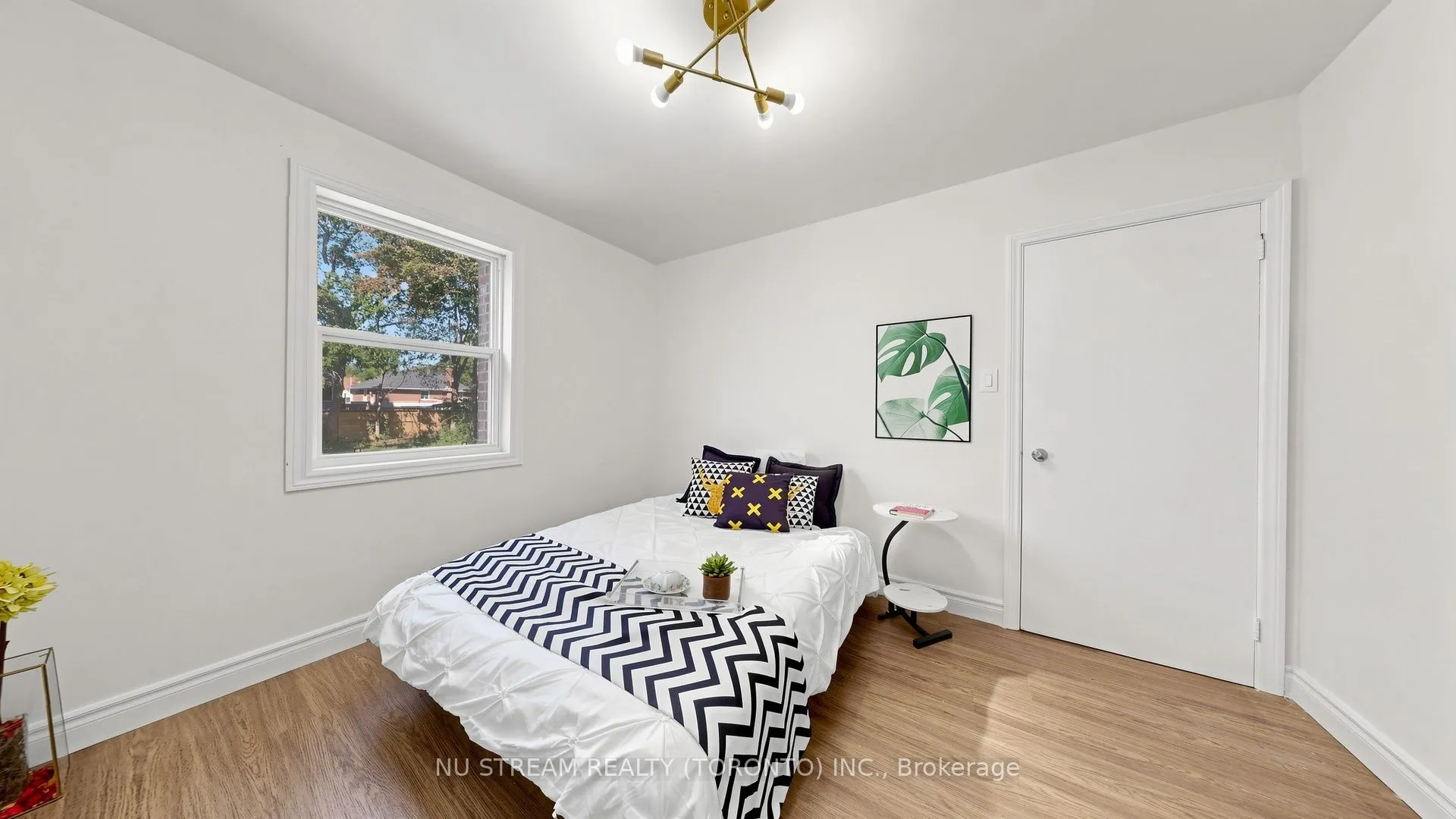 226 Oakridge Drive