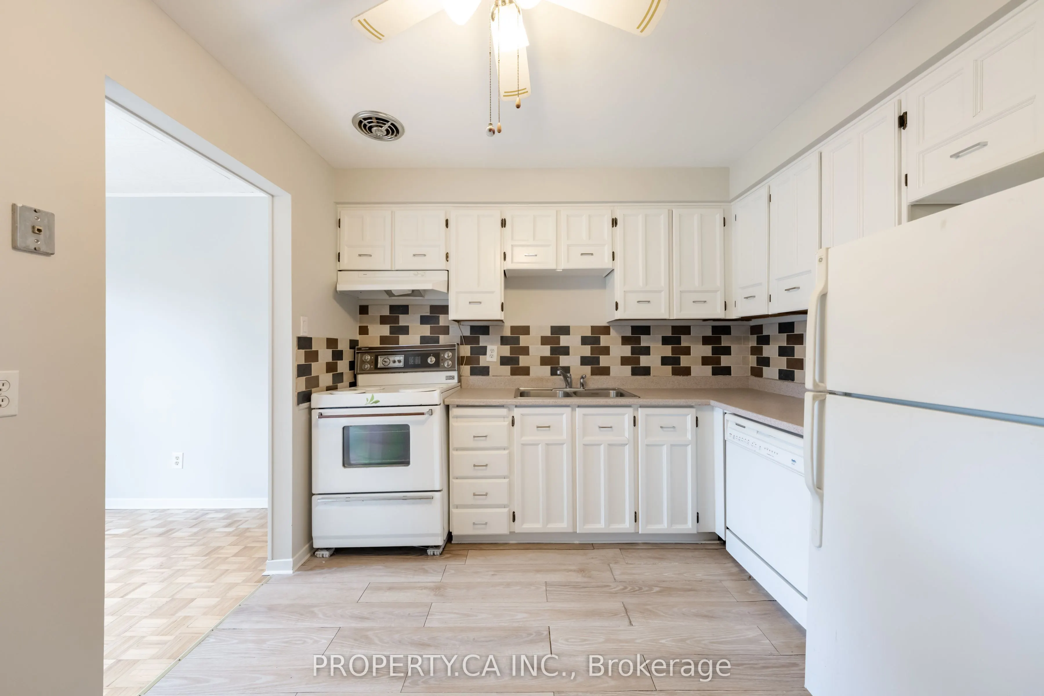 12 Deeprose Lane #31