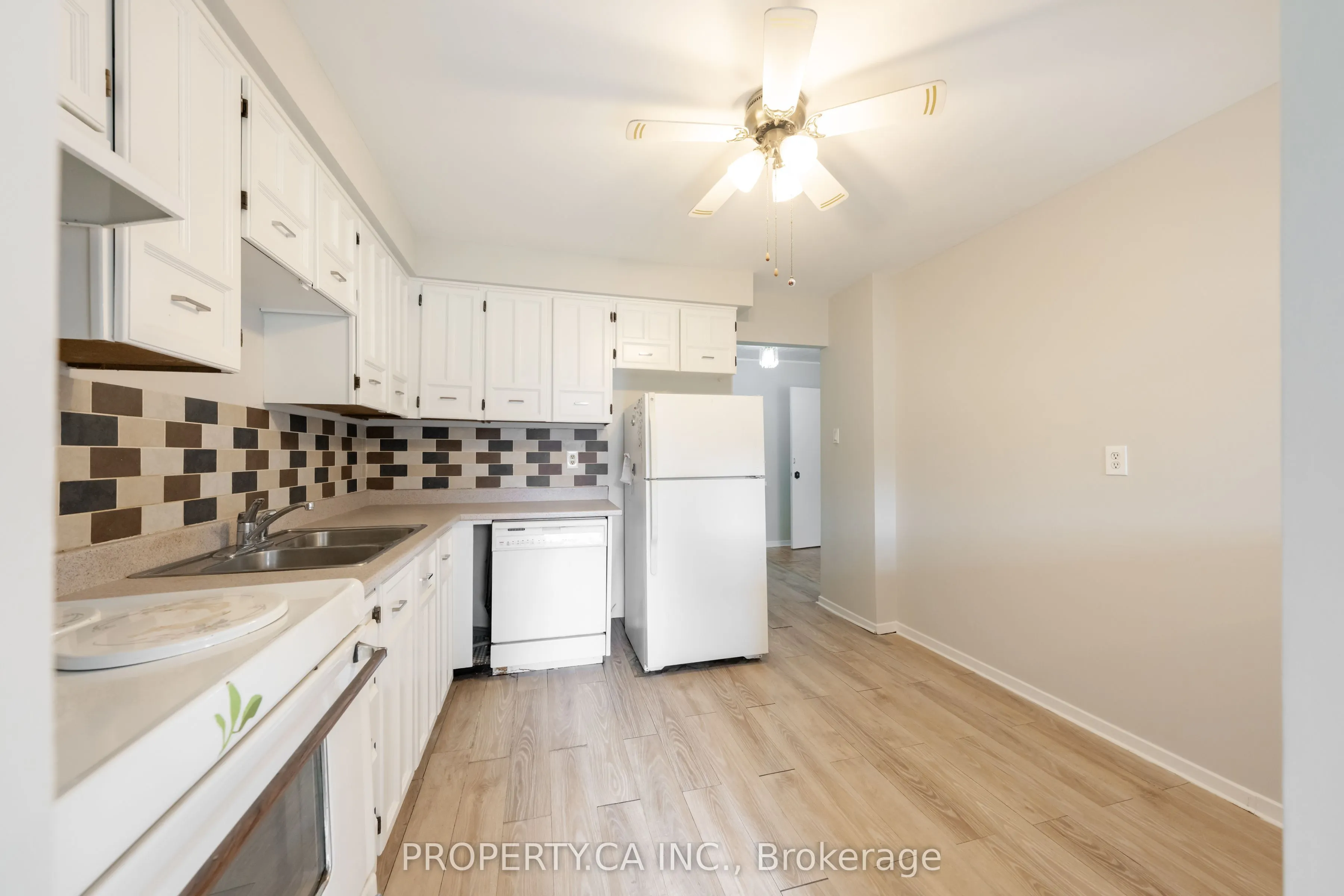 12 Deeprose Lane #31