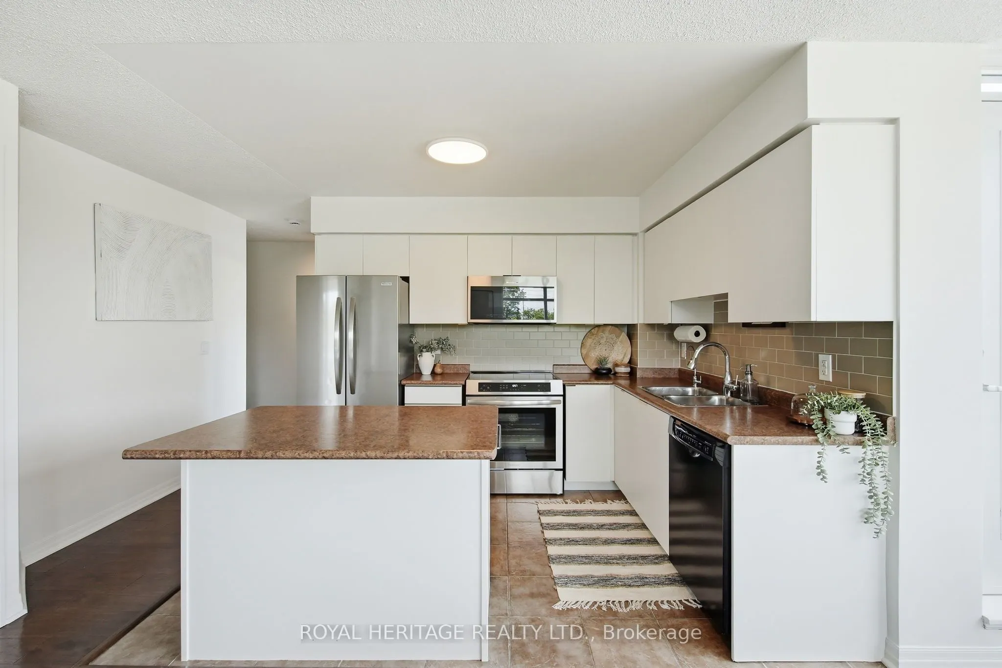 1600 Charles Street #311