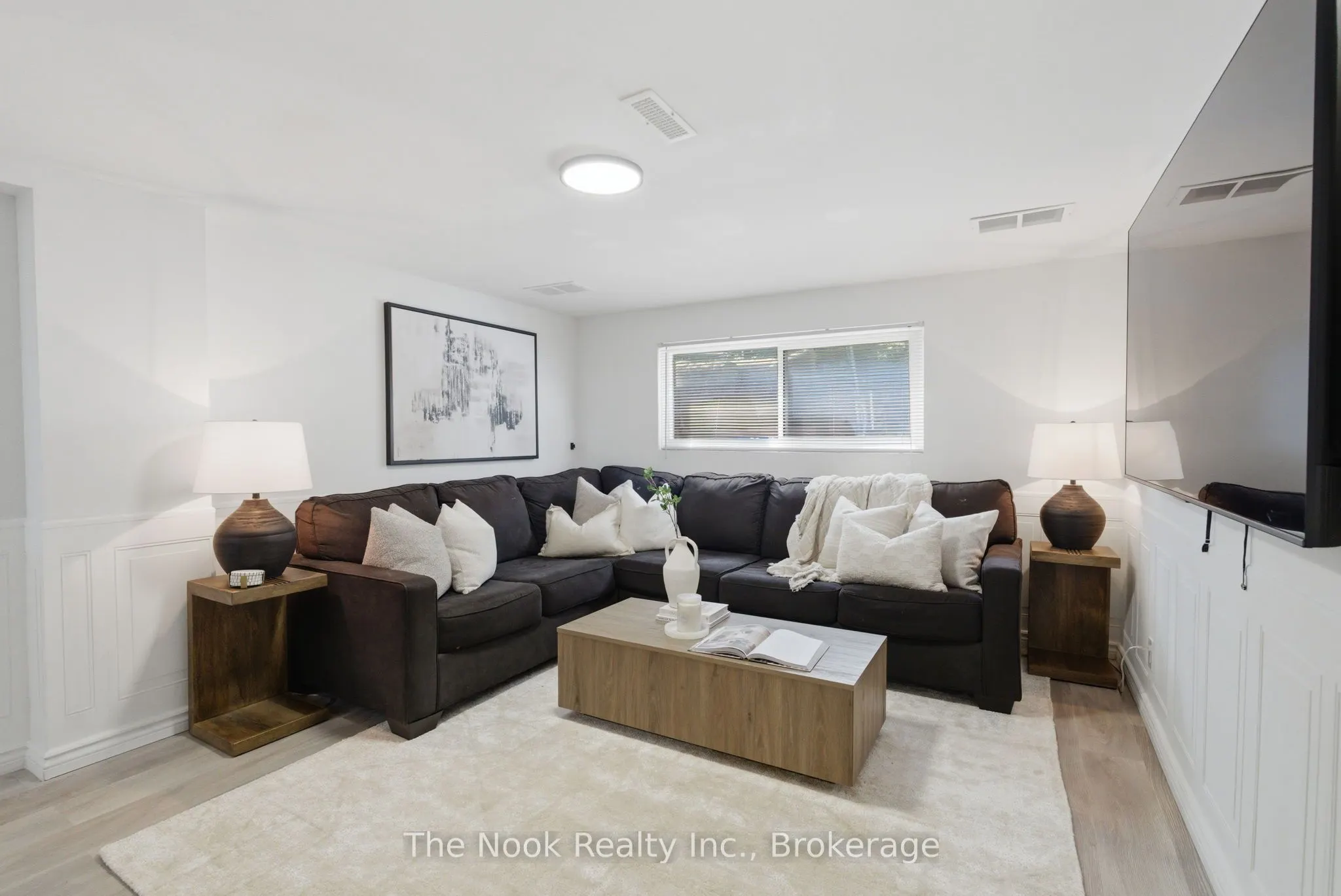 30 Deerpark Crescent