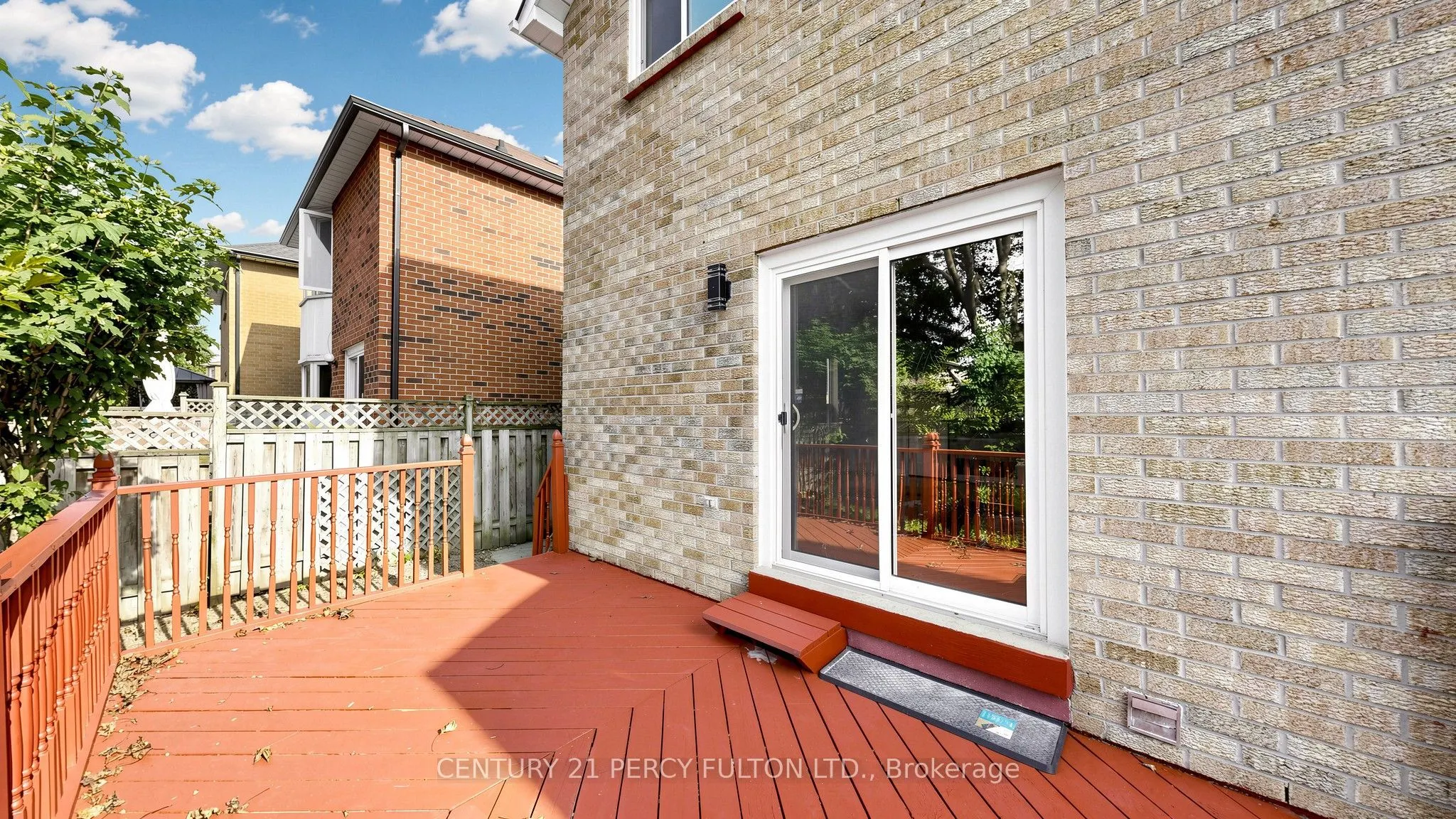 18 Tipton Crescent