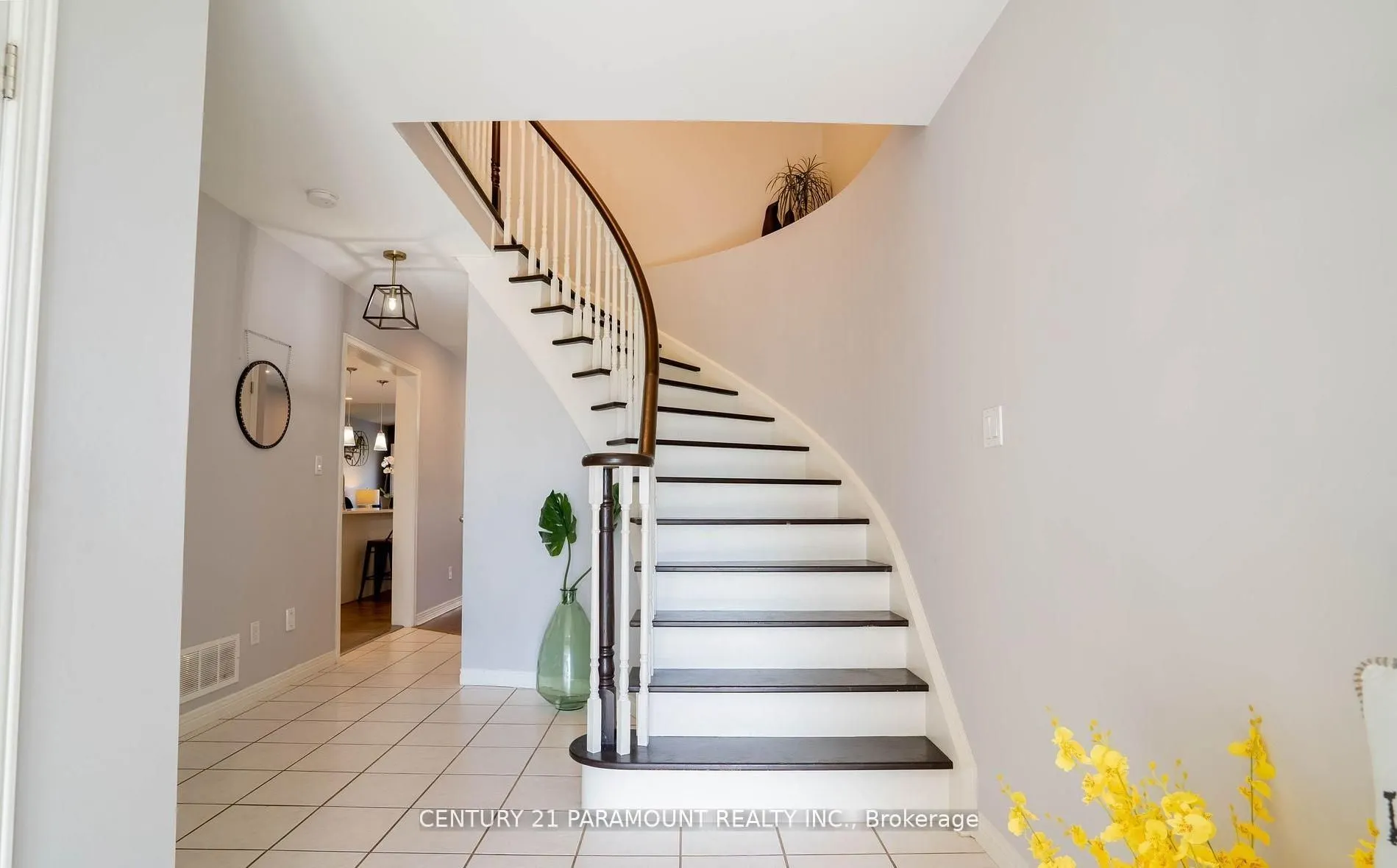 100 Fieldcrest Avenue