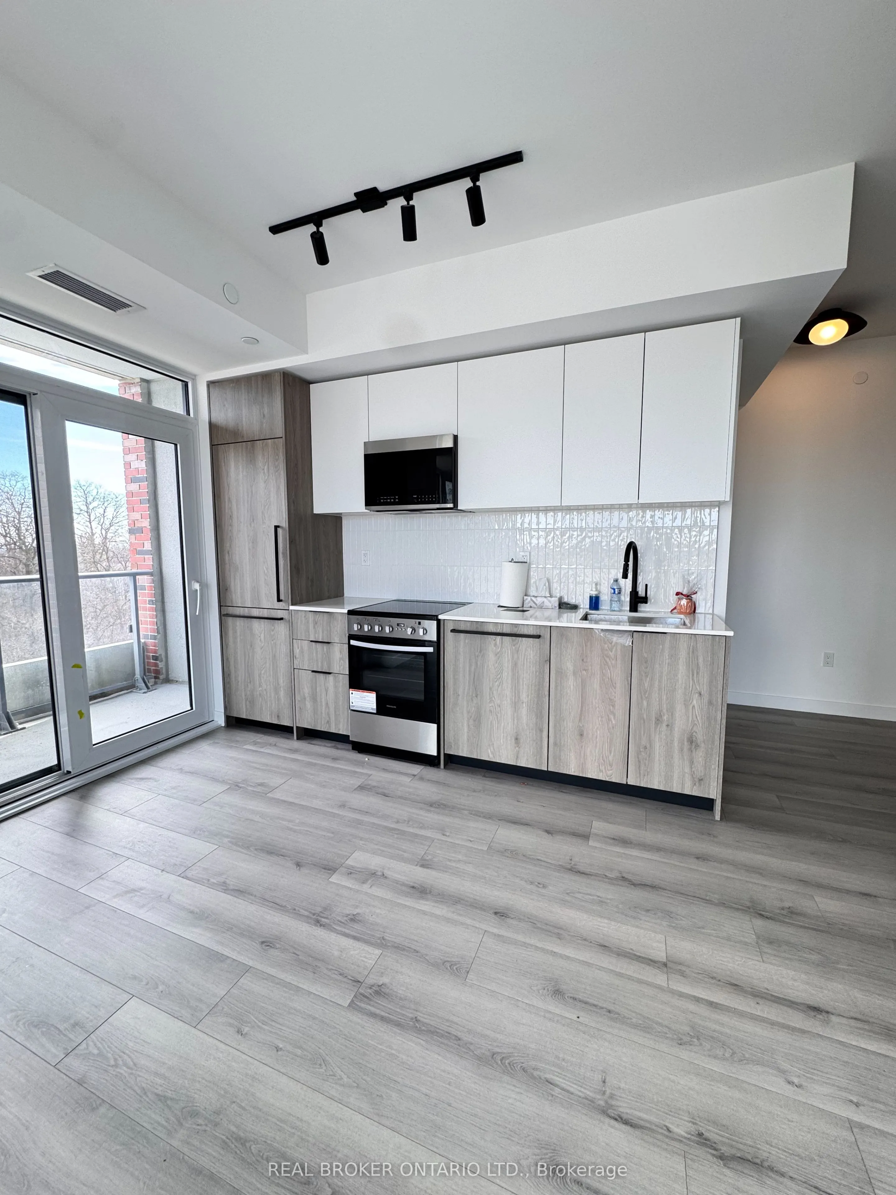 1635 Military Trail #420