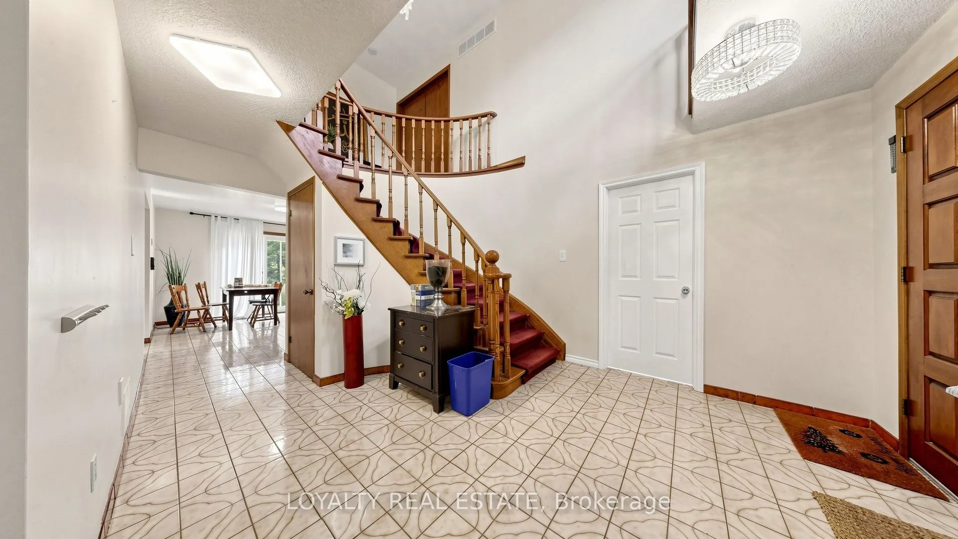 3435 Ellesmere Road