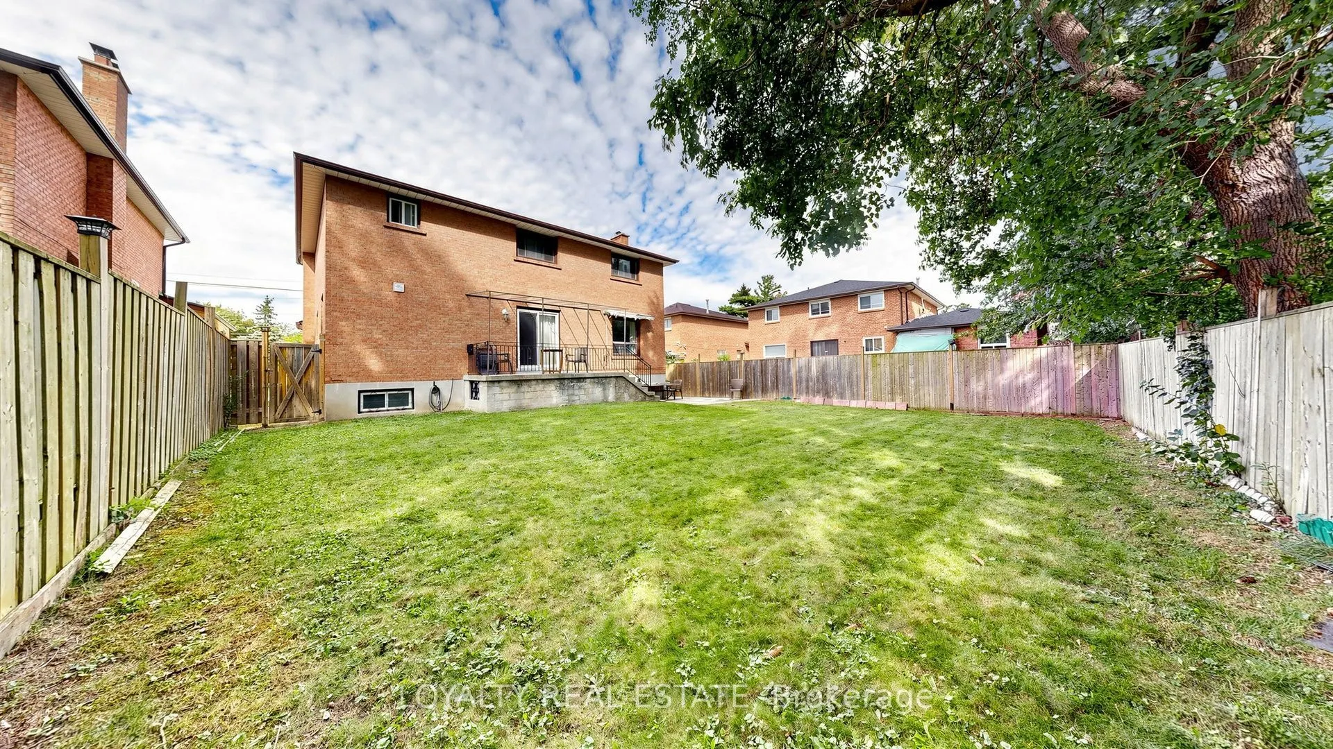 3435 Ellesmere Road