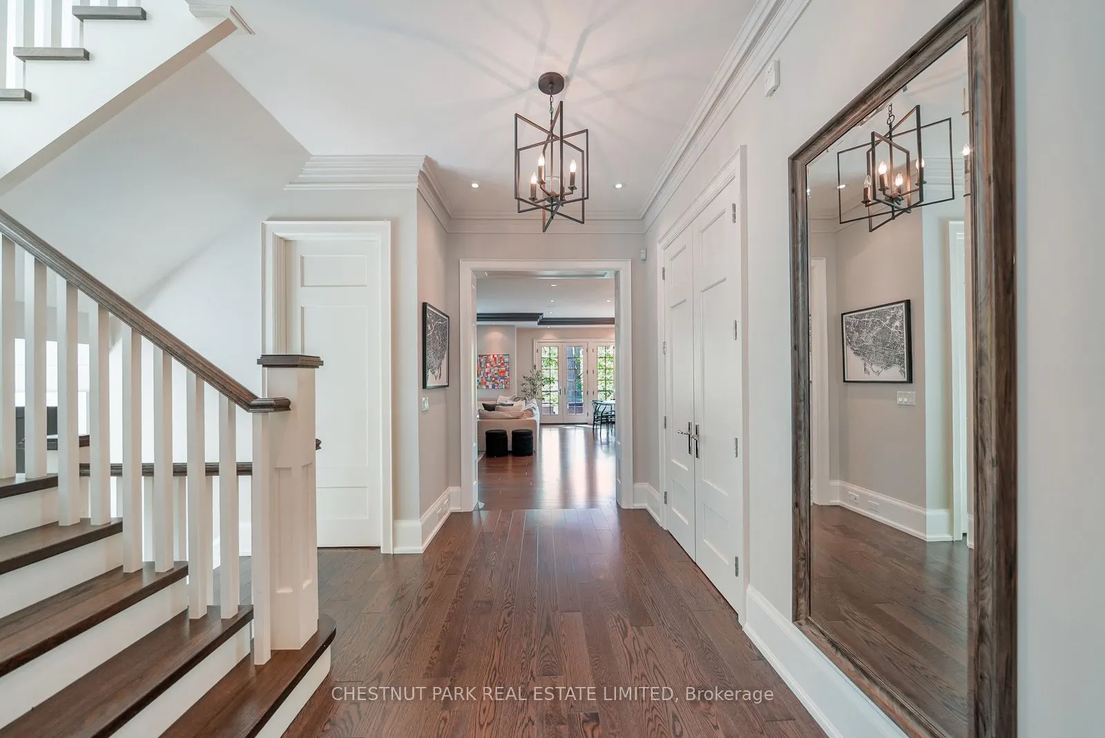 56 Pine Crescent