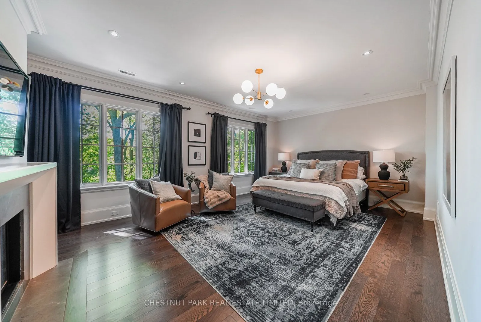 56 Pine Crescent