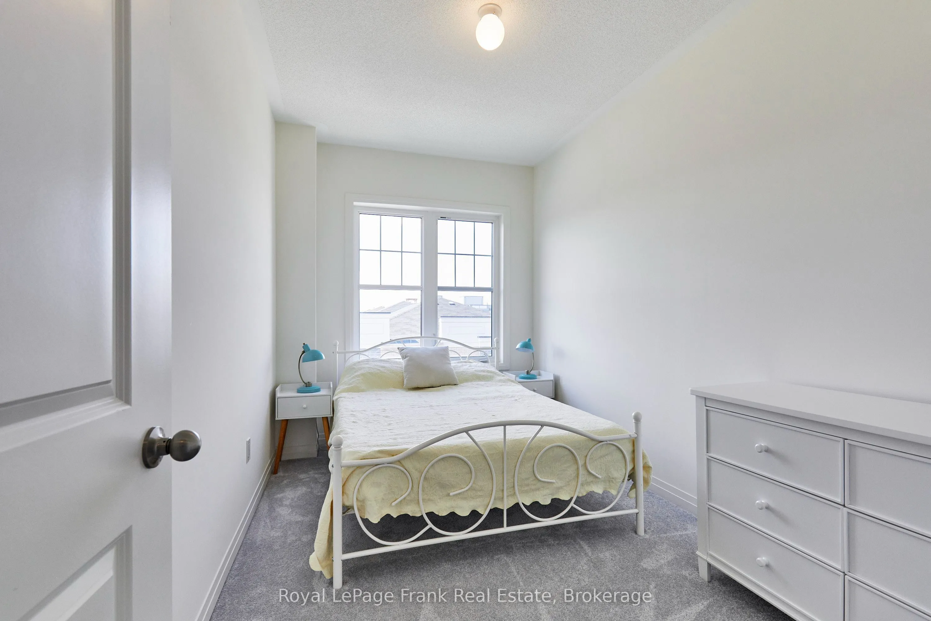 26 Clarington Boulevard