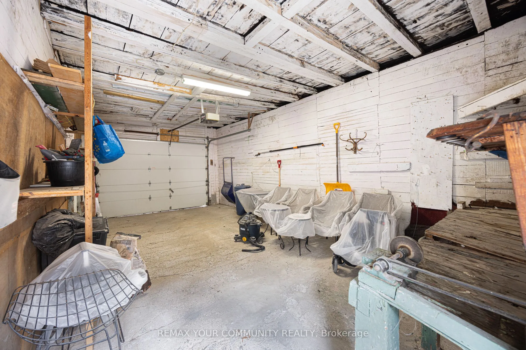 60 Hazelwood Avenue