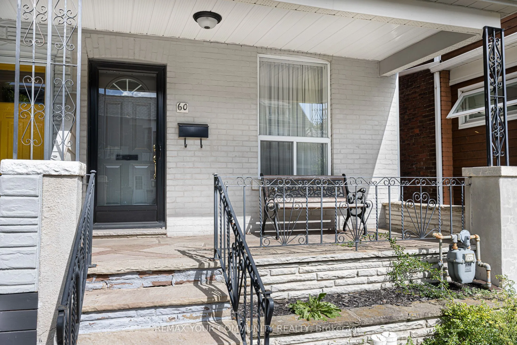 60 Hazelwood Avenue