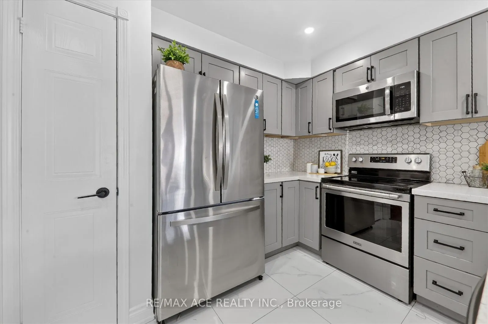 86 Solmar Avenue