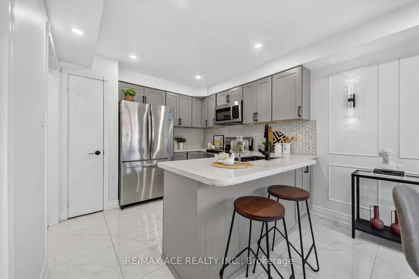 86 Solmar Avenue
