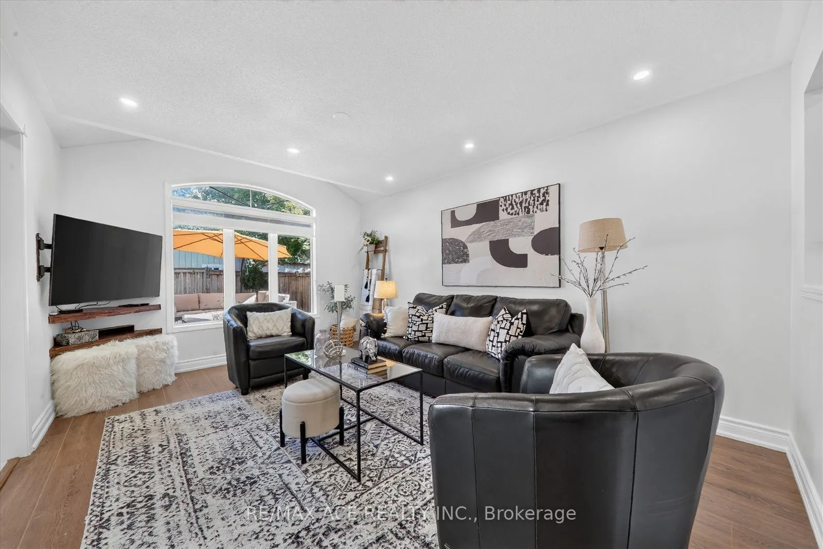 86 Solmar Avenue