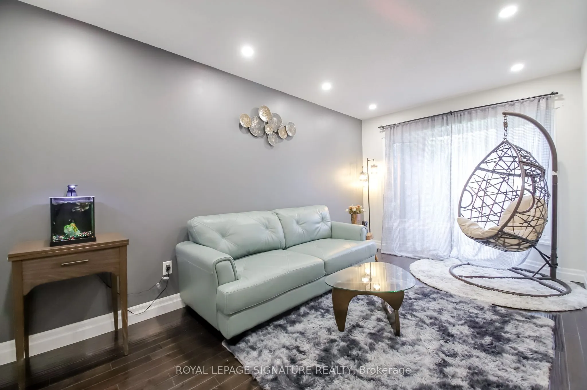 4 Upland Drive