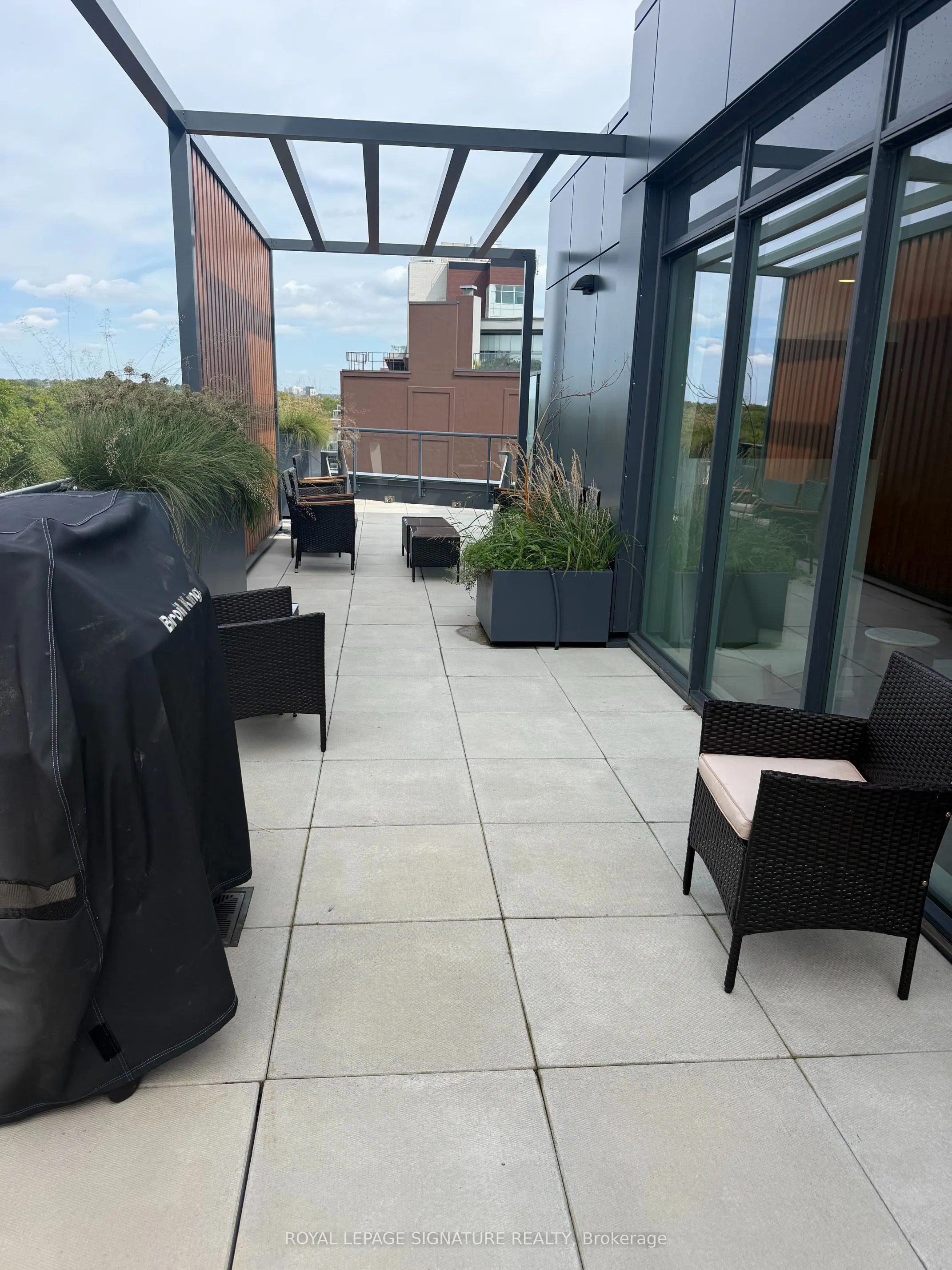 1316 Kingston Road #204
