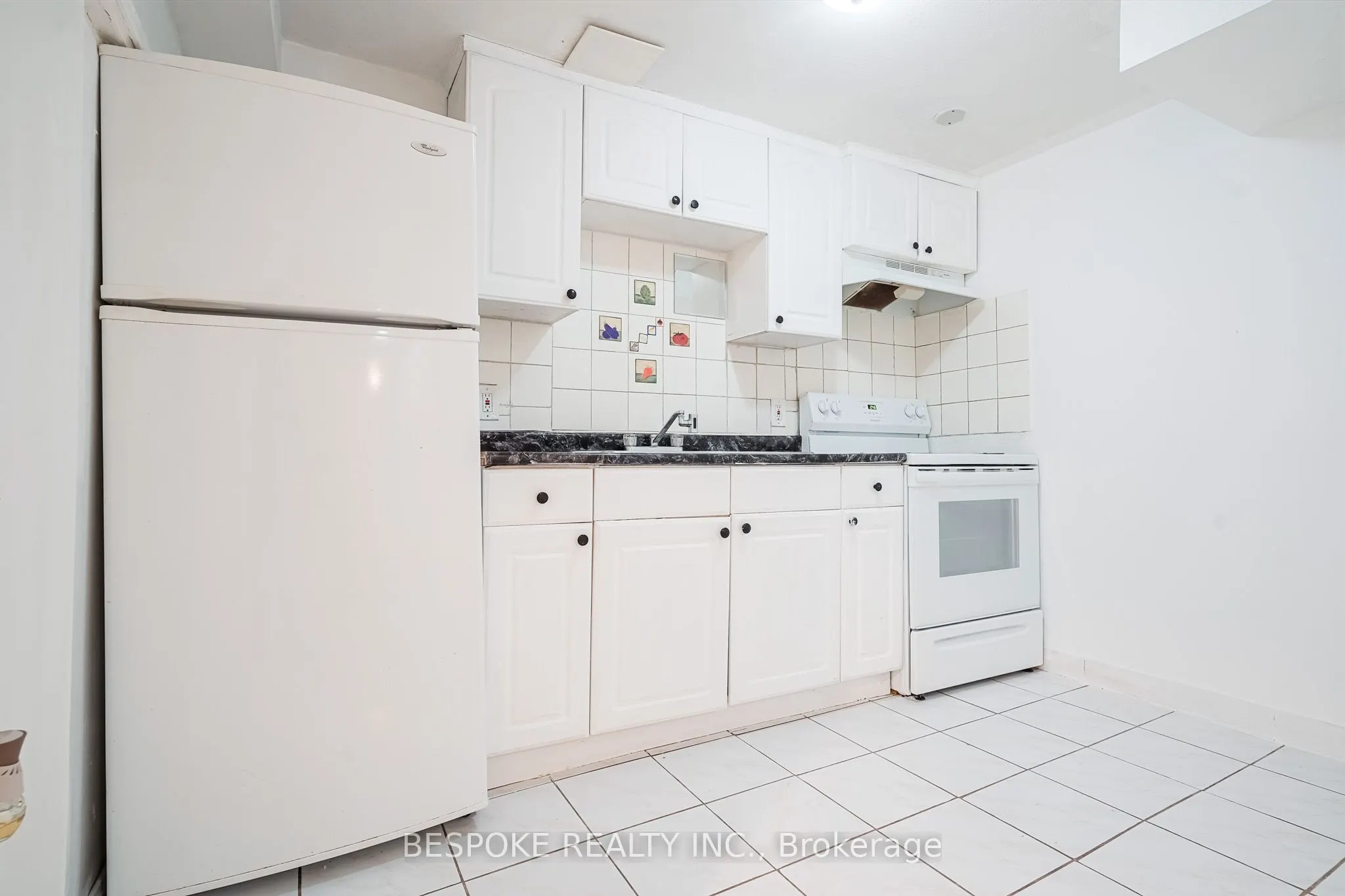 93 GLENTHORNE Drive #Basement