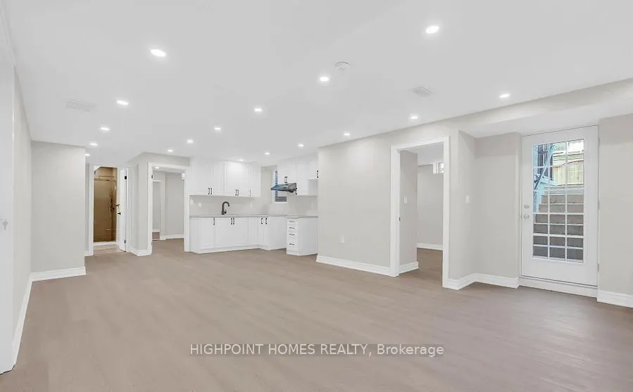 865 Riverside Drive