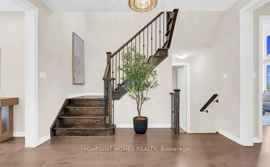 865 Riverside Drive