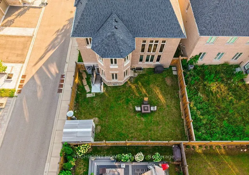 865 Riverside Drive