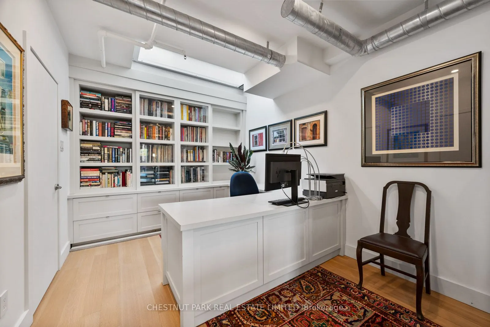 1852 Queen Street E #304