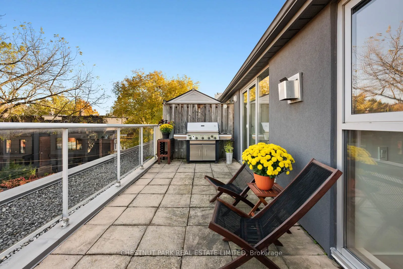 1852 Queen Street E #304