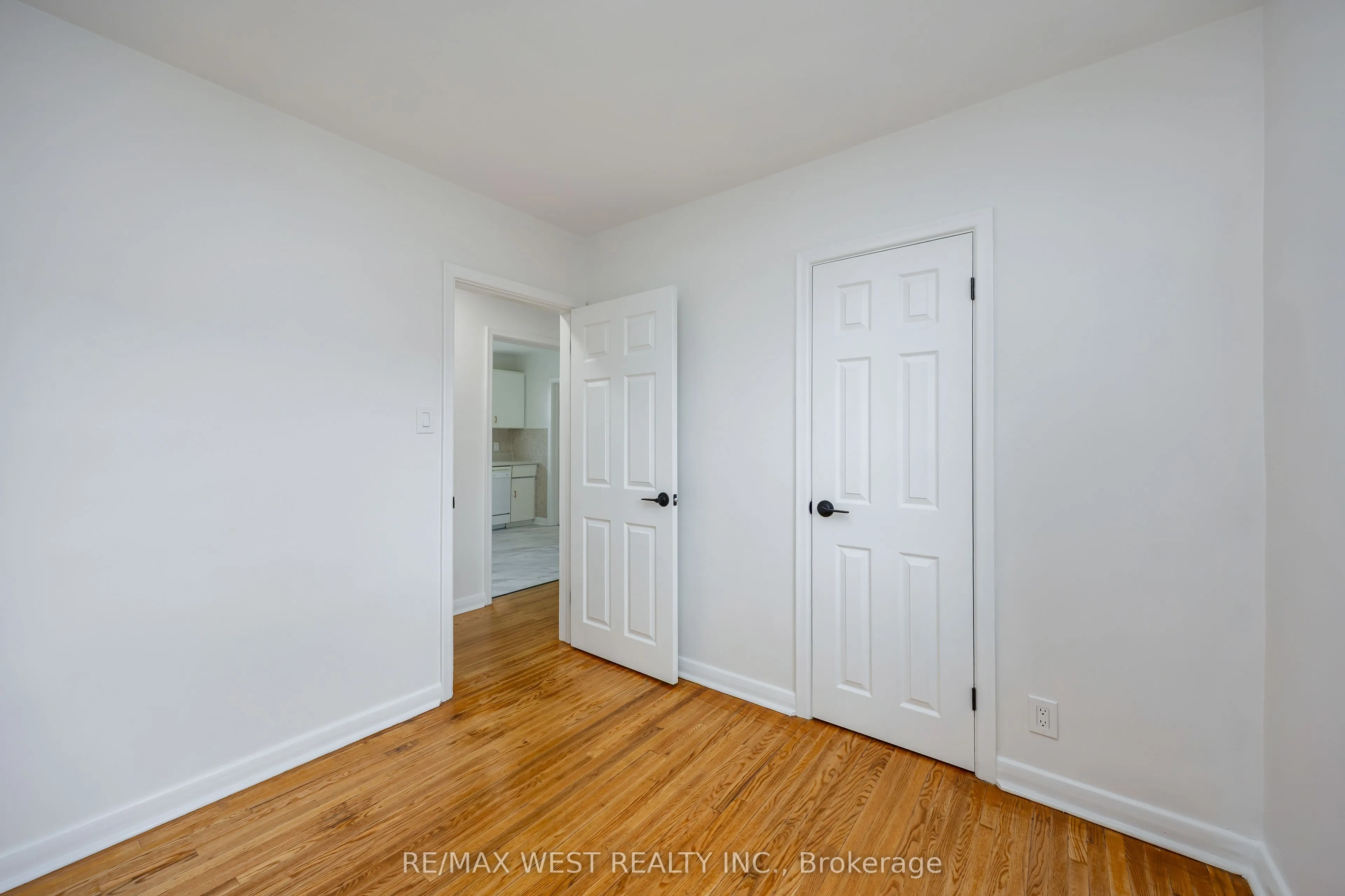 1331 Sharbot Street
