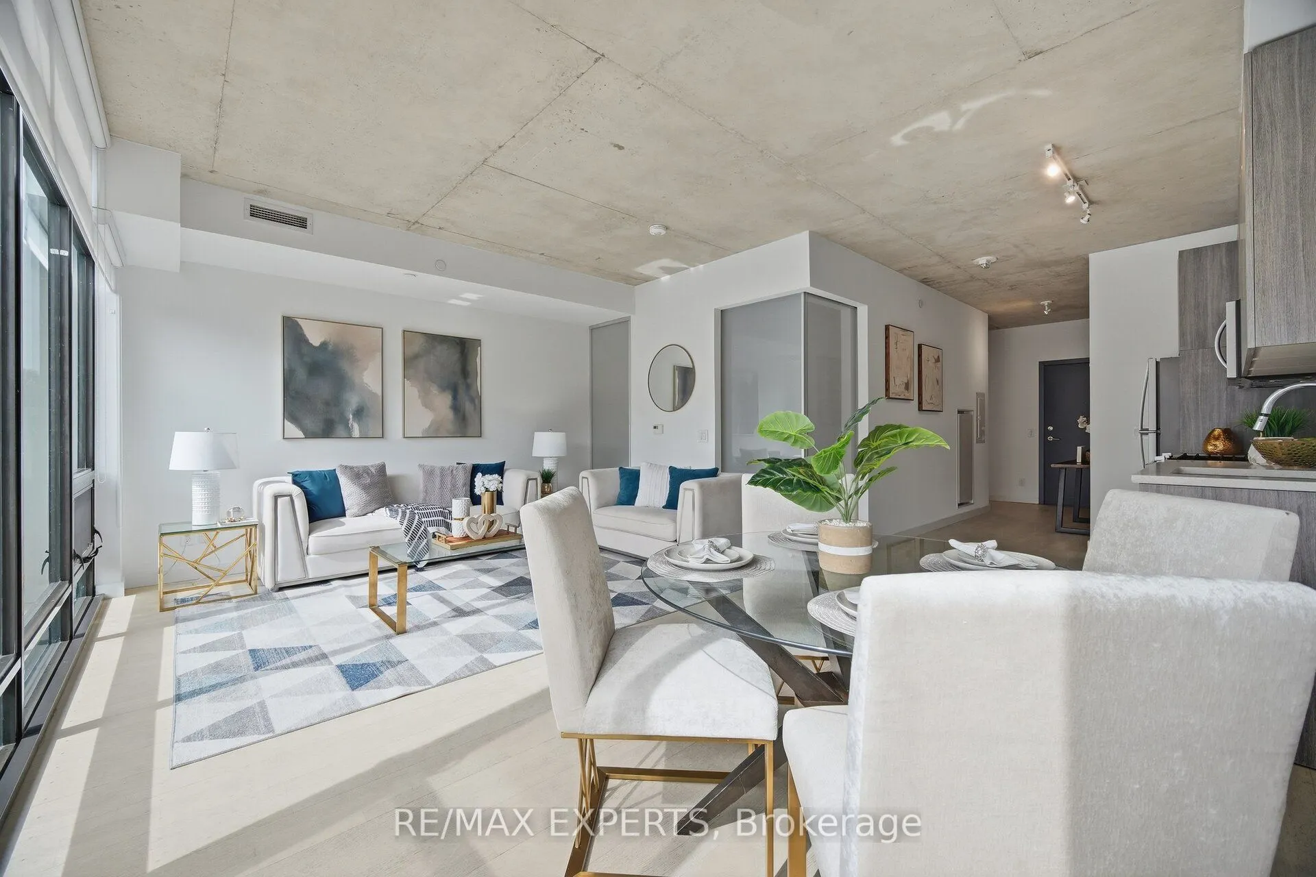 246 Logan Avenue E #225