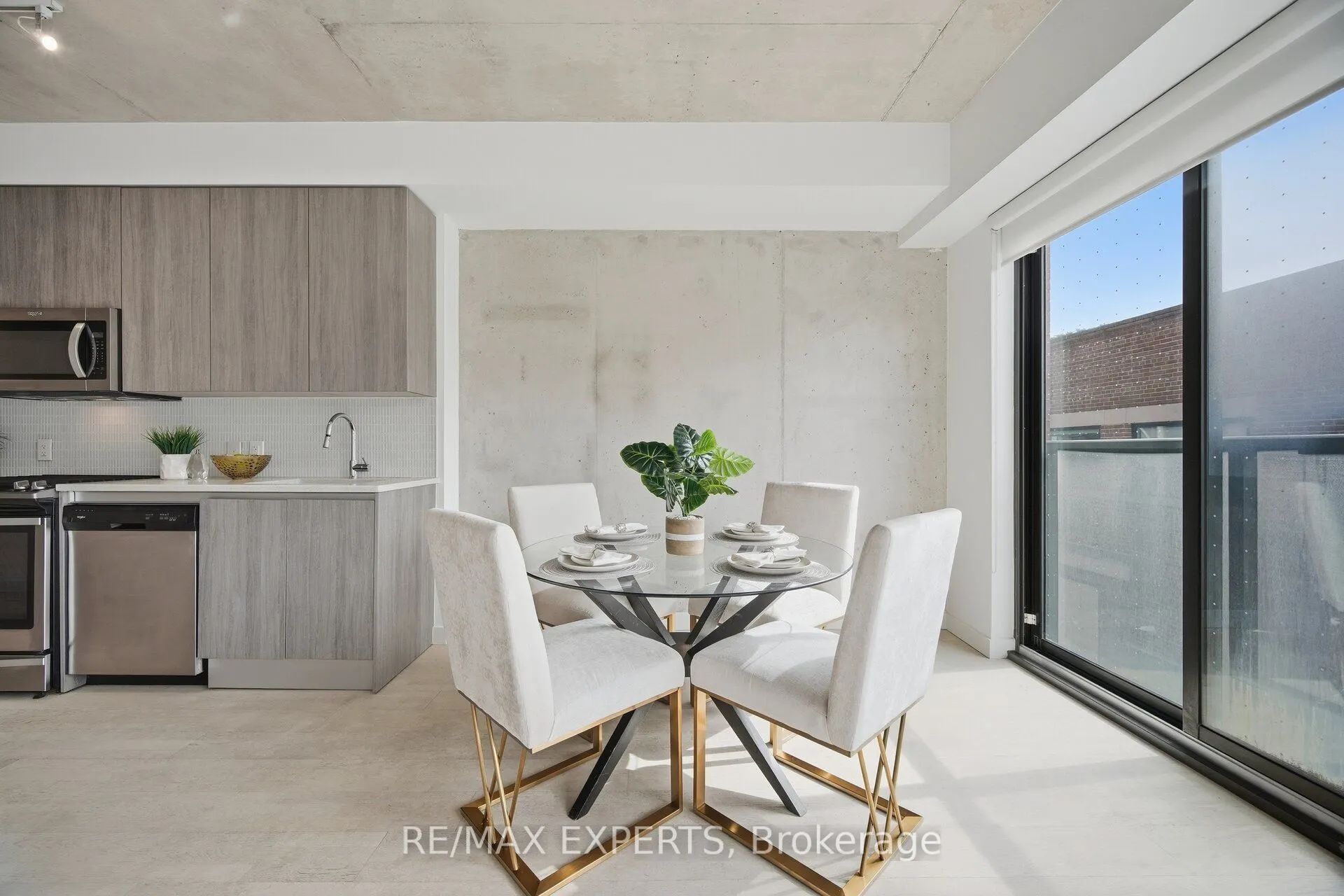 246 Logan Avenue E #225