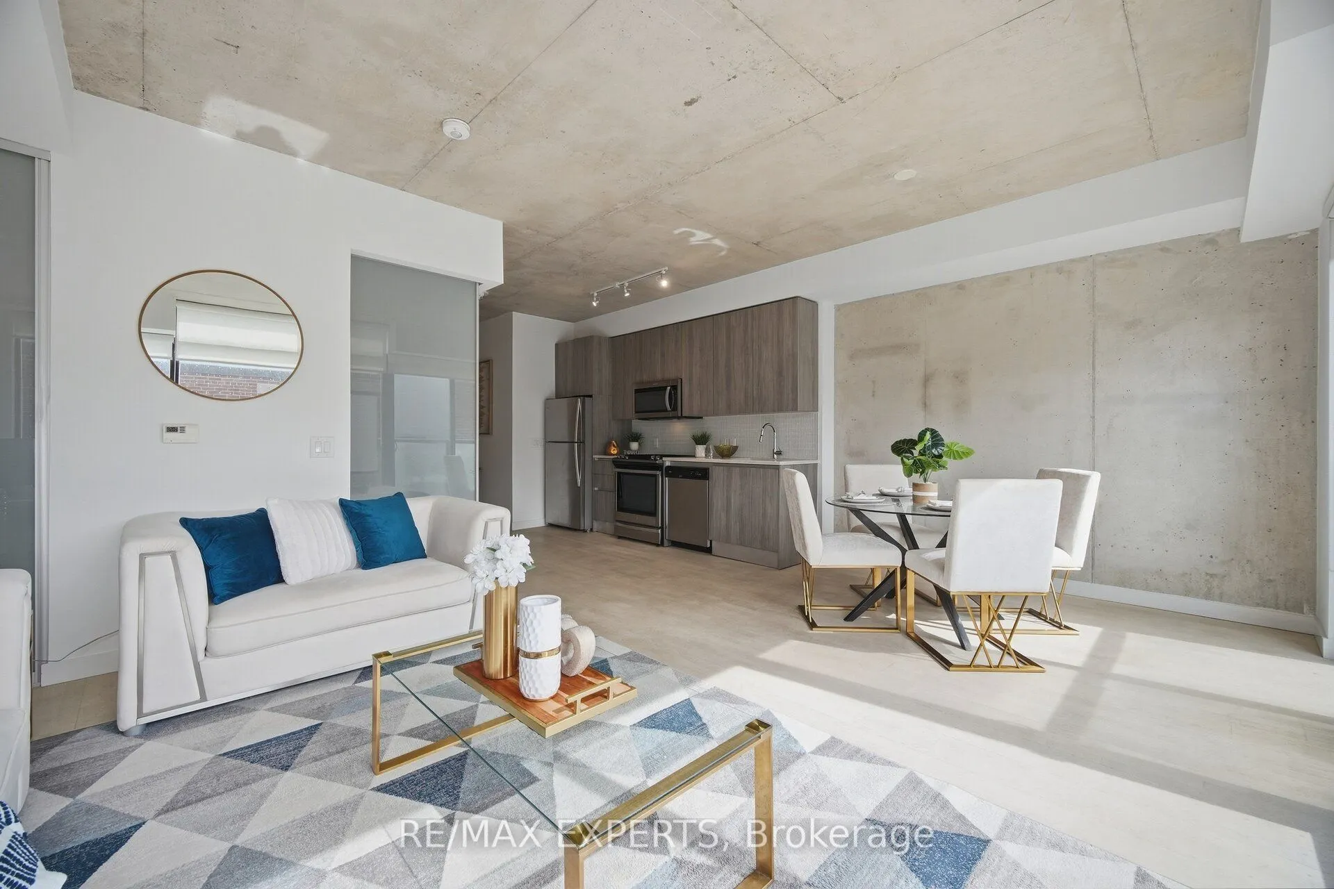 246 Logan Avenue E #225