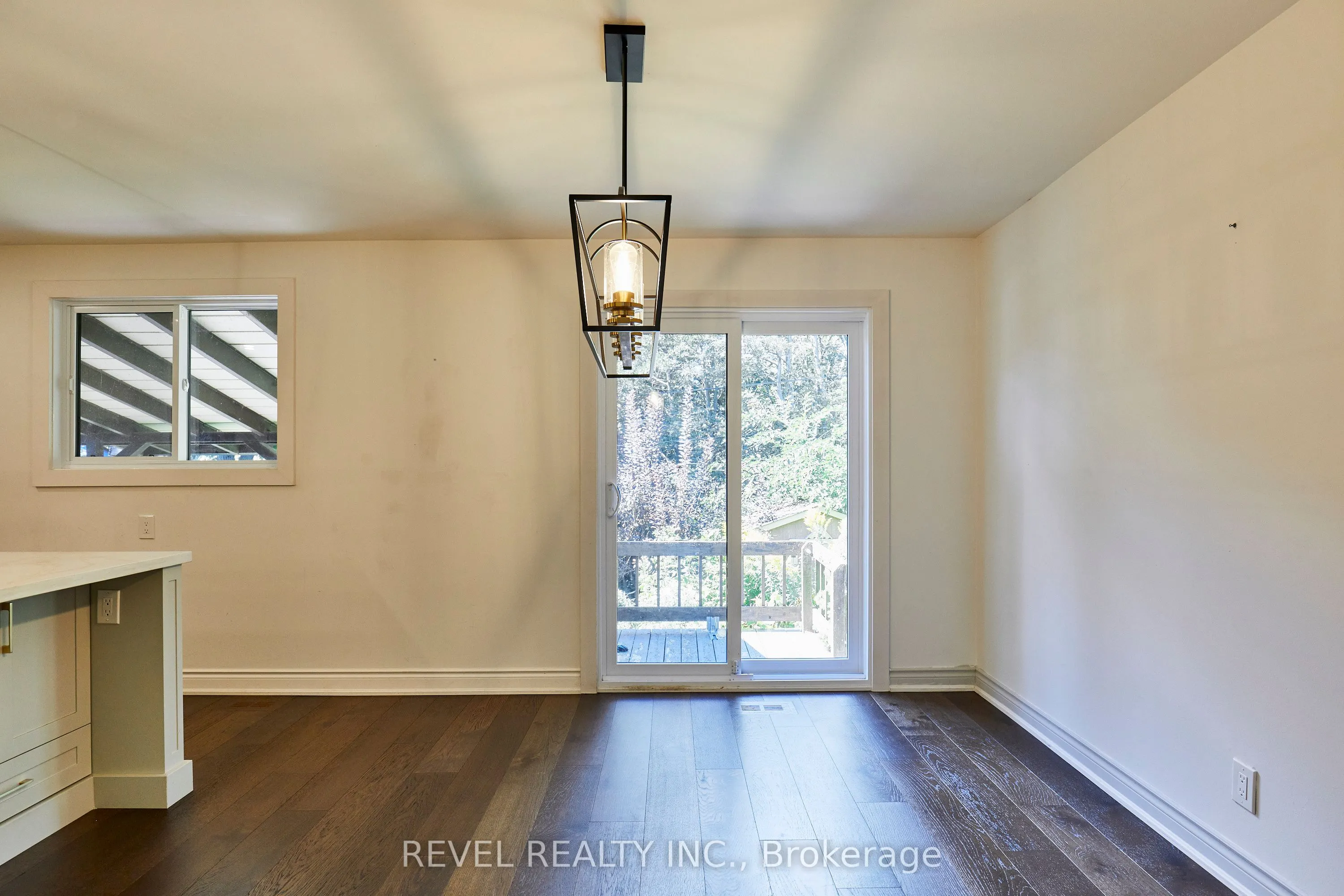 1260 Ilona Park Road