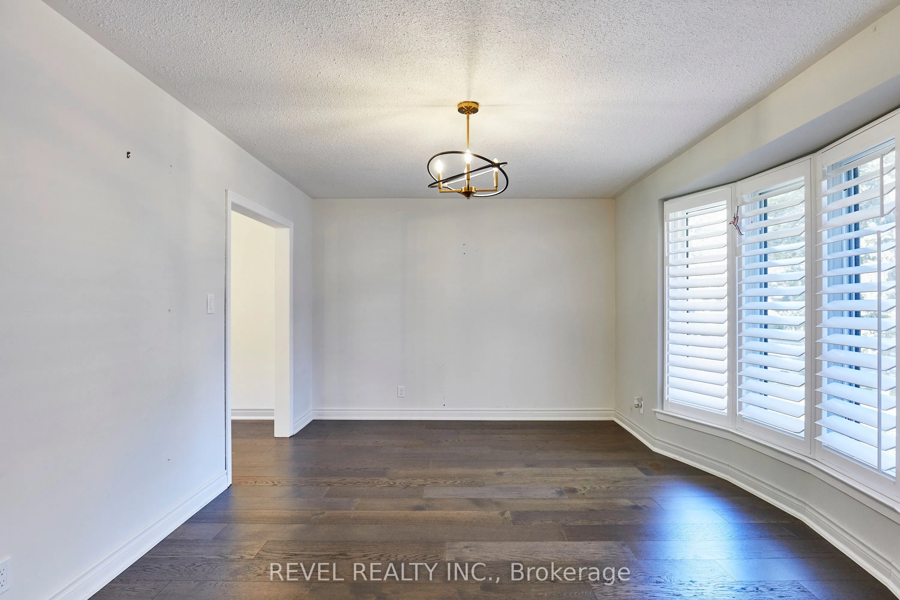 1260 Ilona Park Road