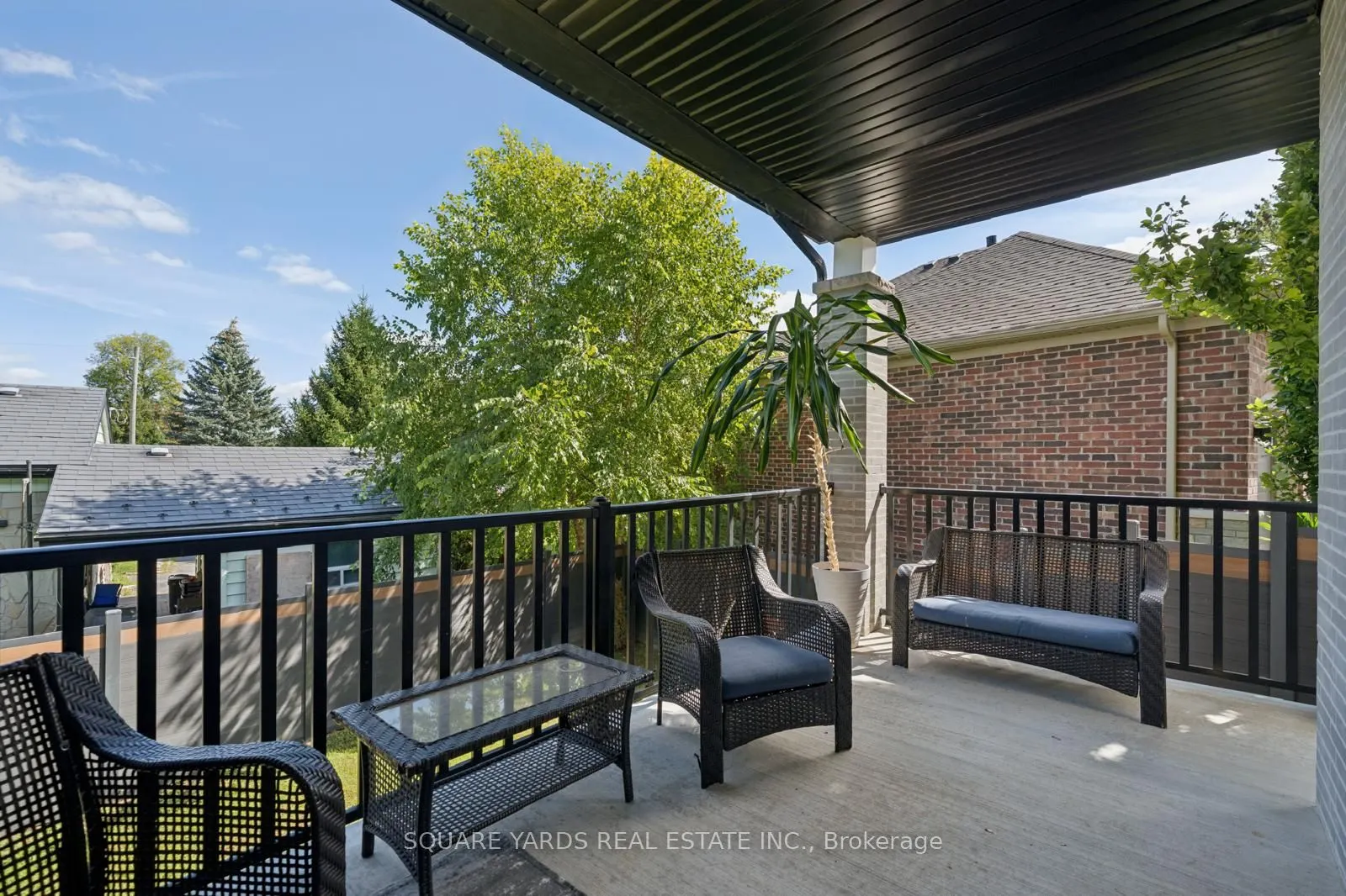 21 Montgomery Avenue