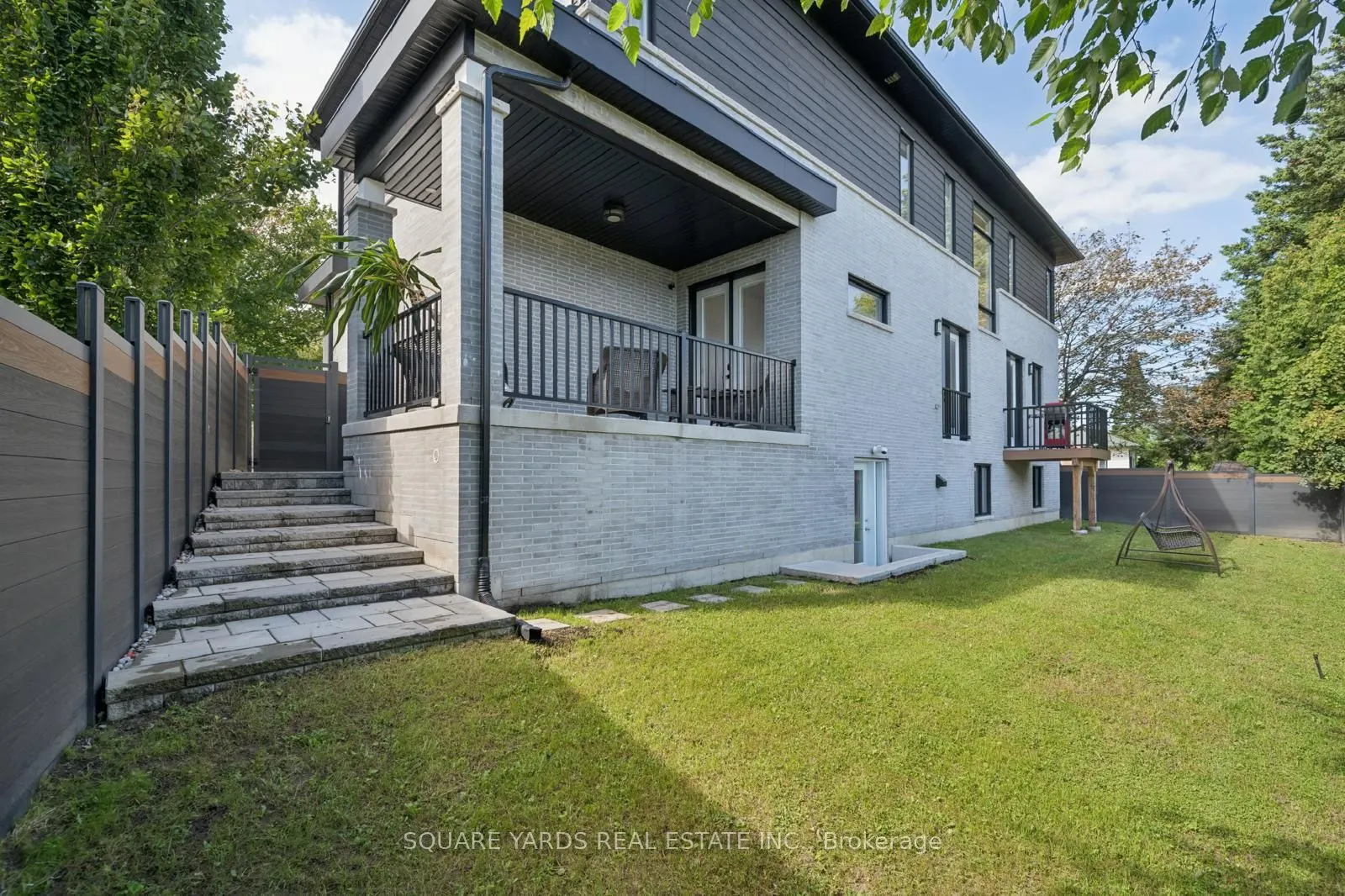 21 Montgomery Avenue