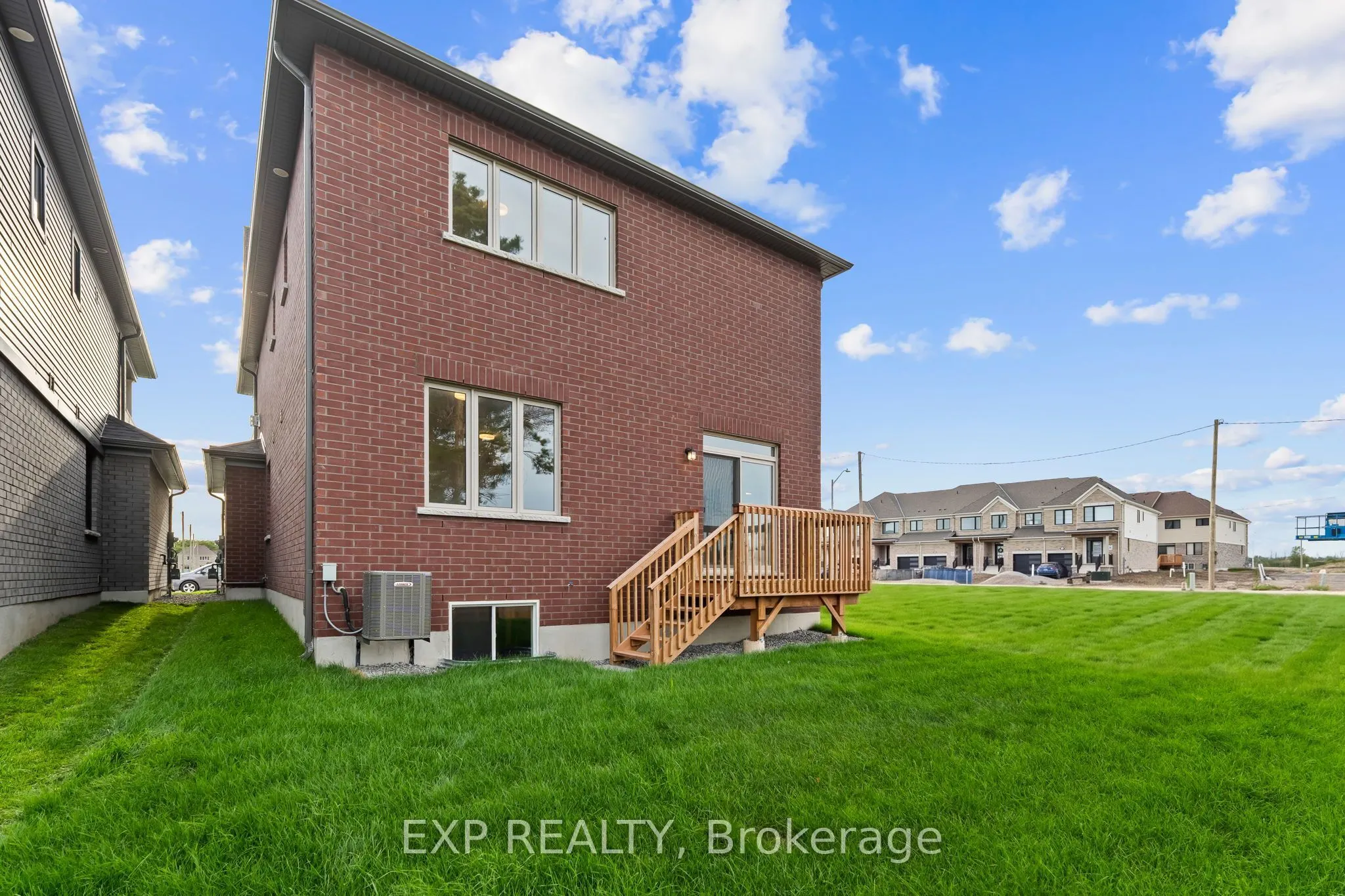 83 Rackham Lane