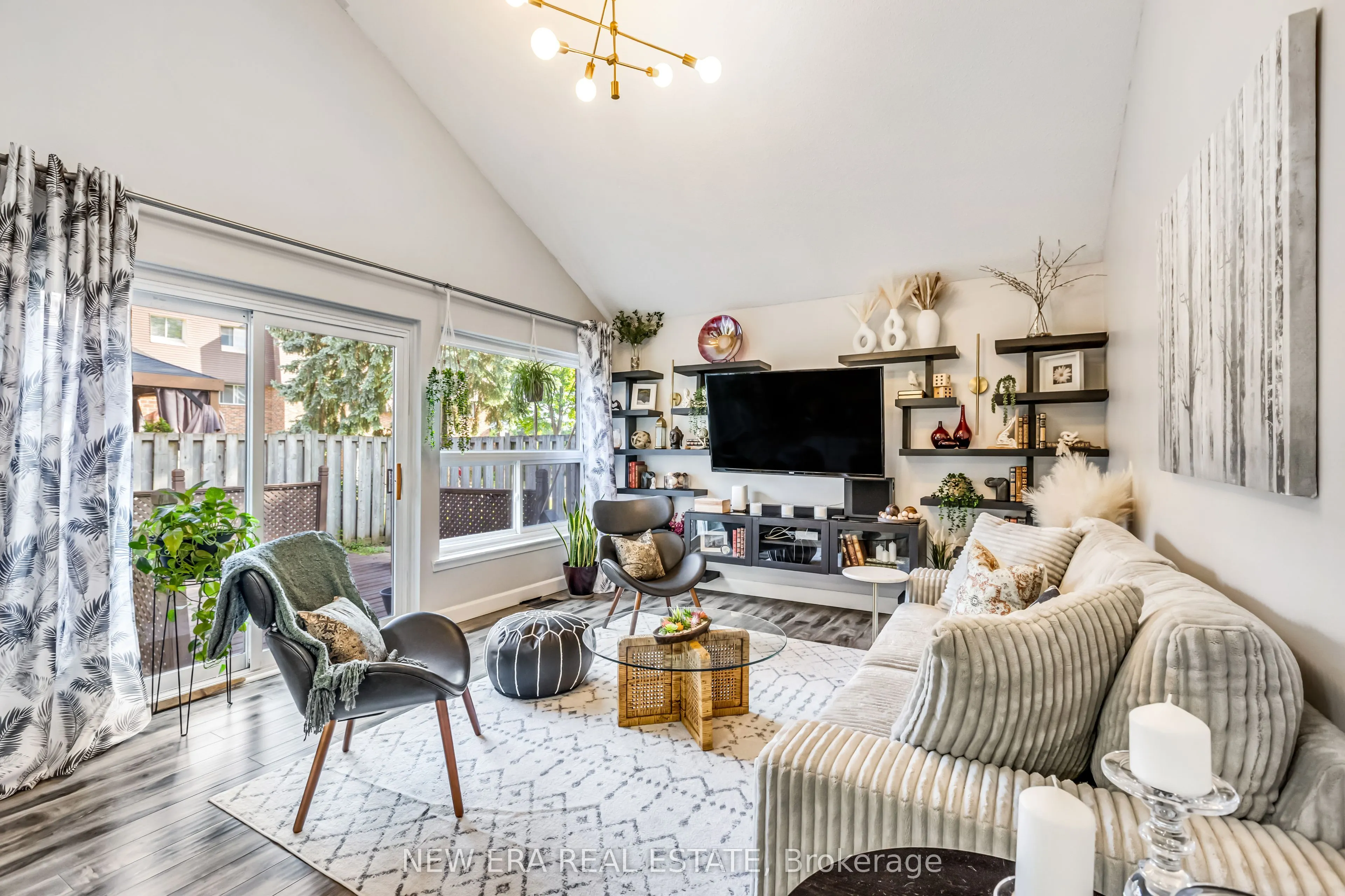 1415 Fieldlight Boulevard #6