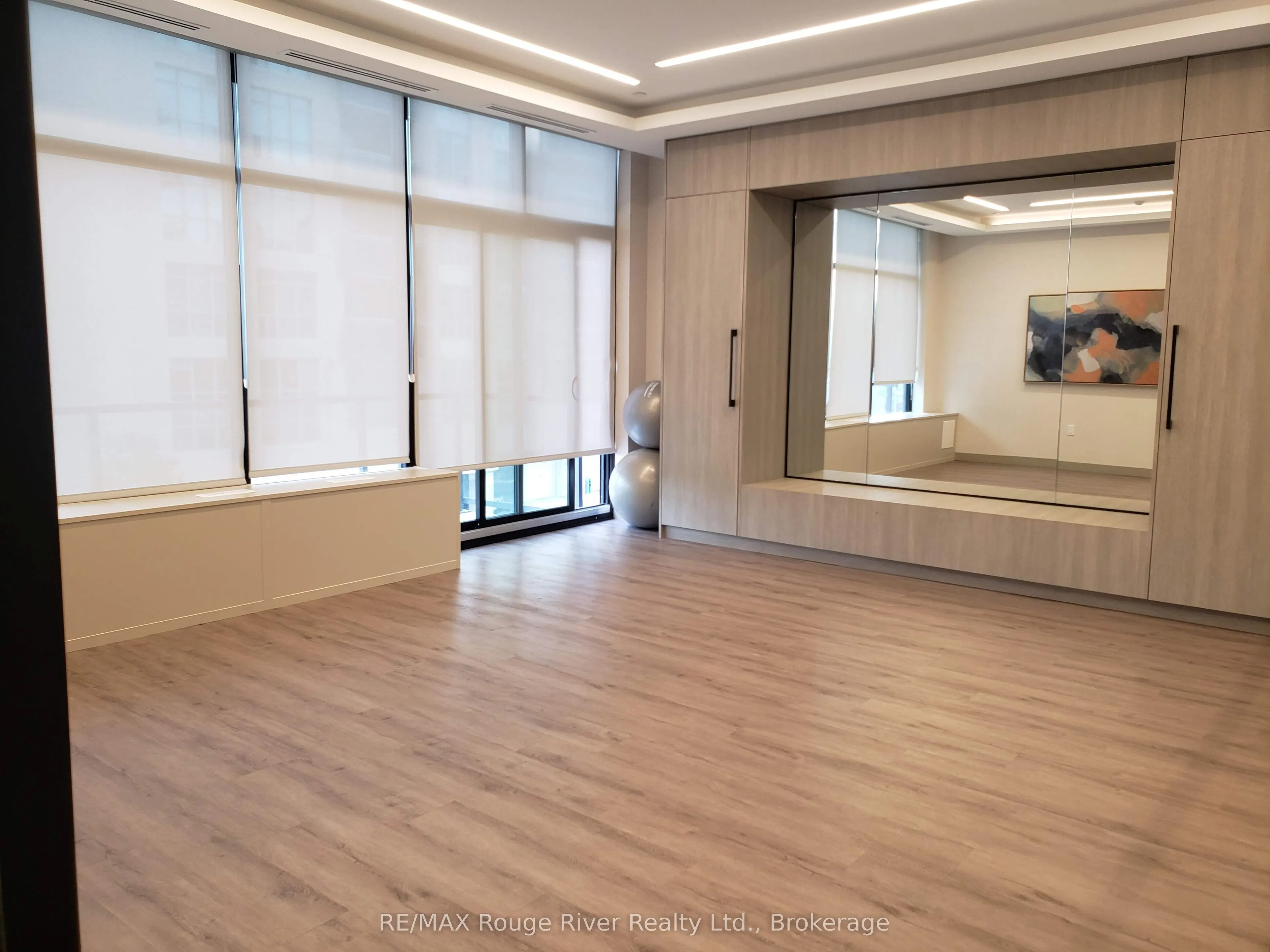 1614 Charles Street #439