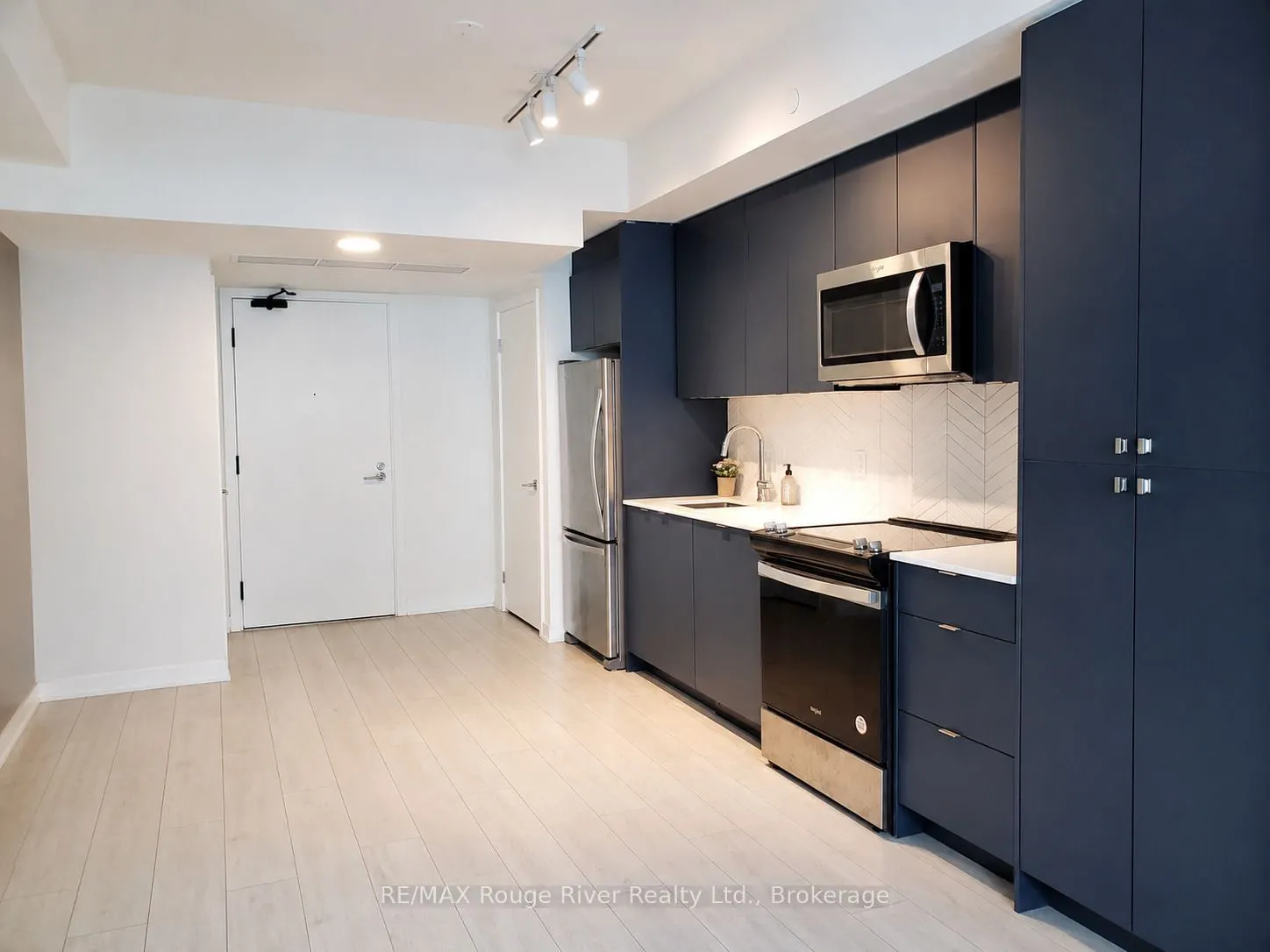 1614 Charles Street #439