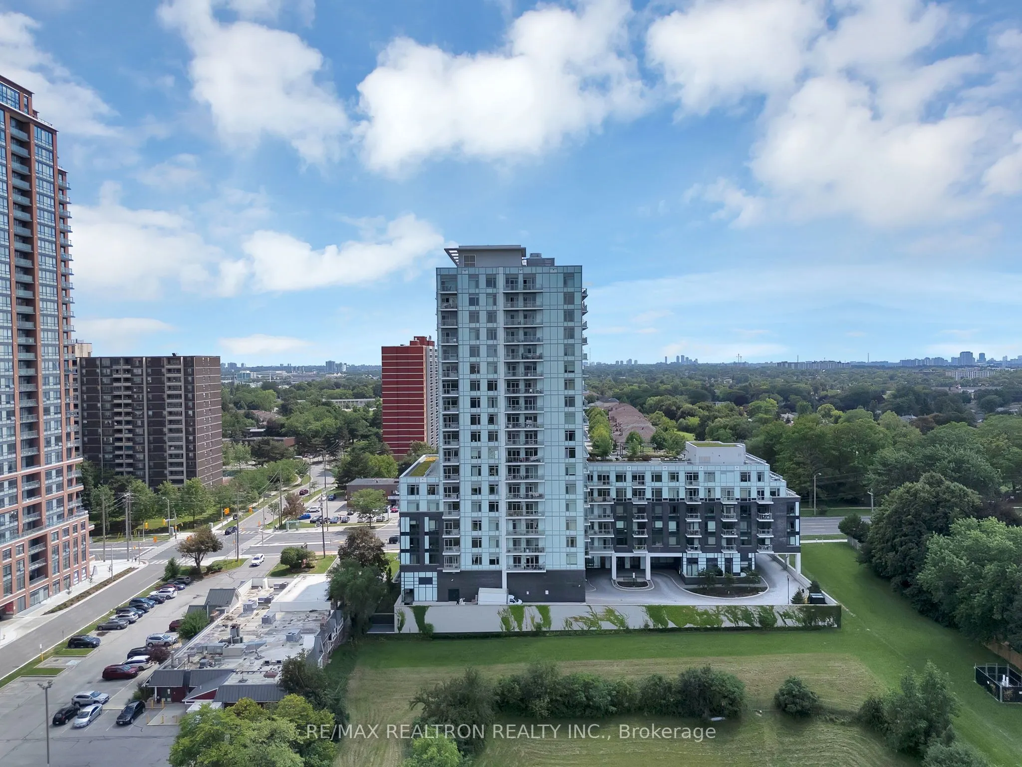 3220 Sheppard Avenue E #1702