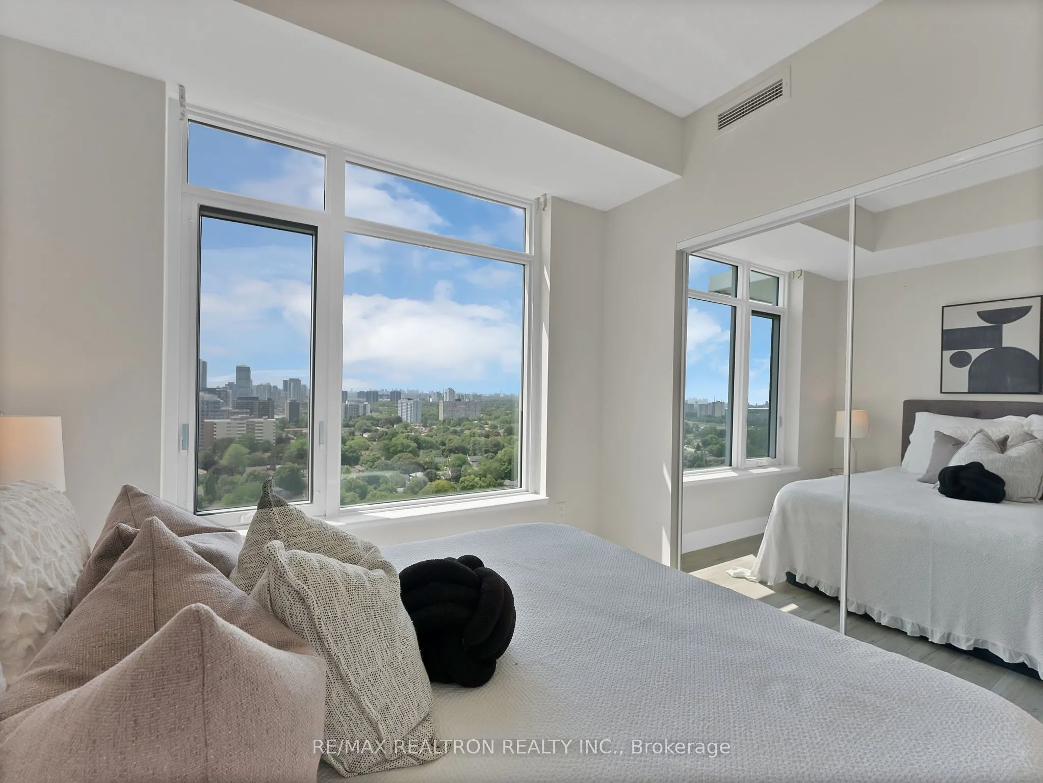 3220 Sheppard Avenue E #1702
