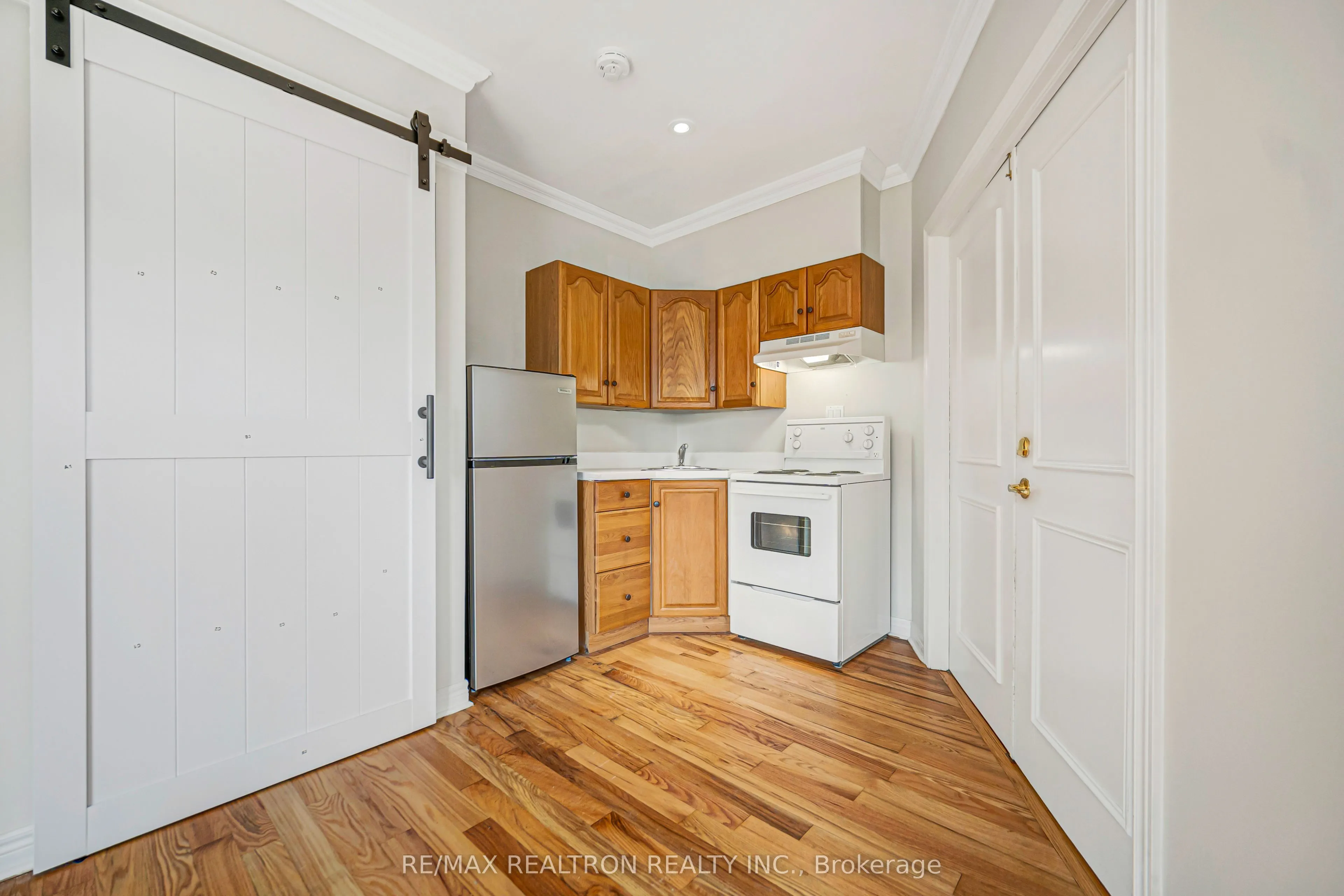 454 Donlands Avenue
