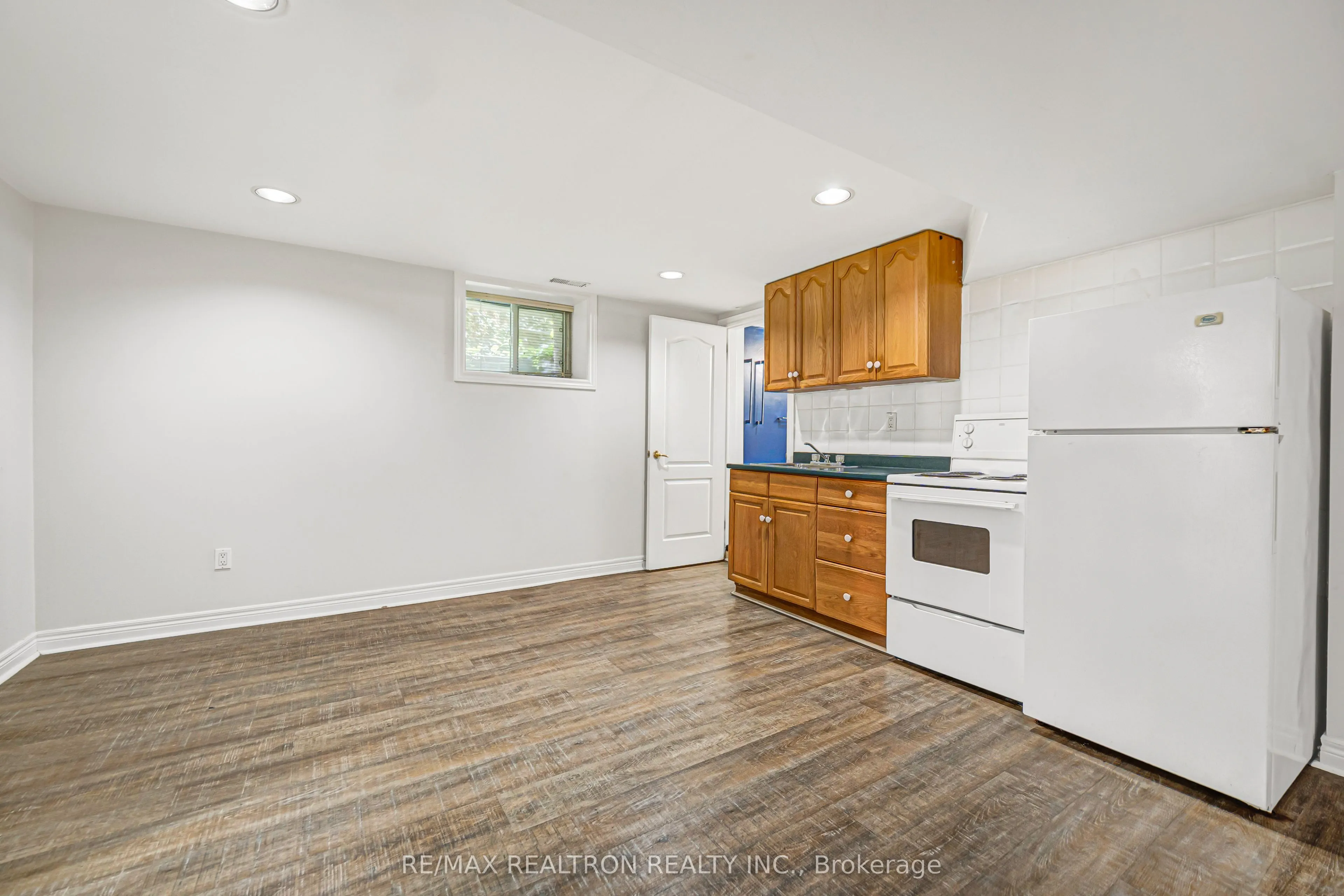 454 Donlands Avenue