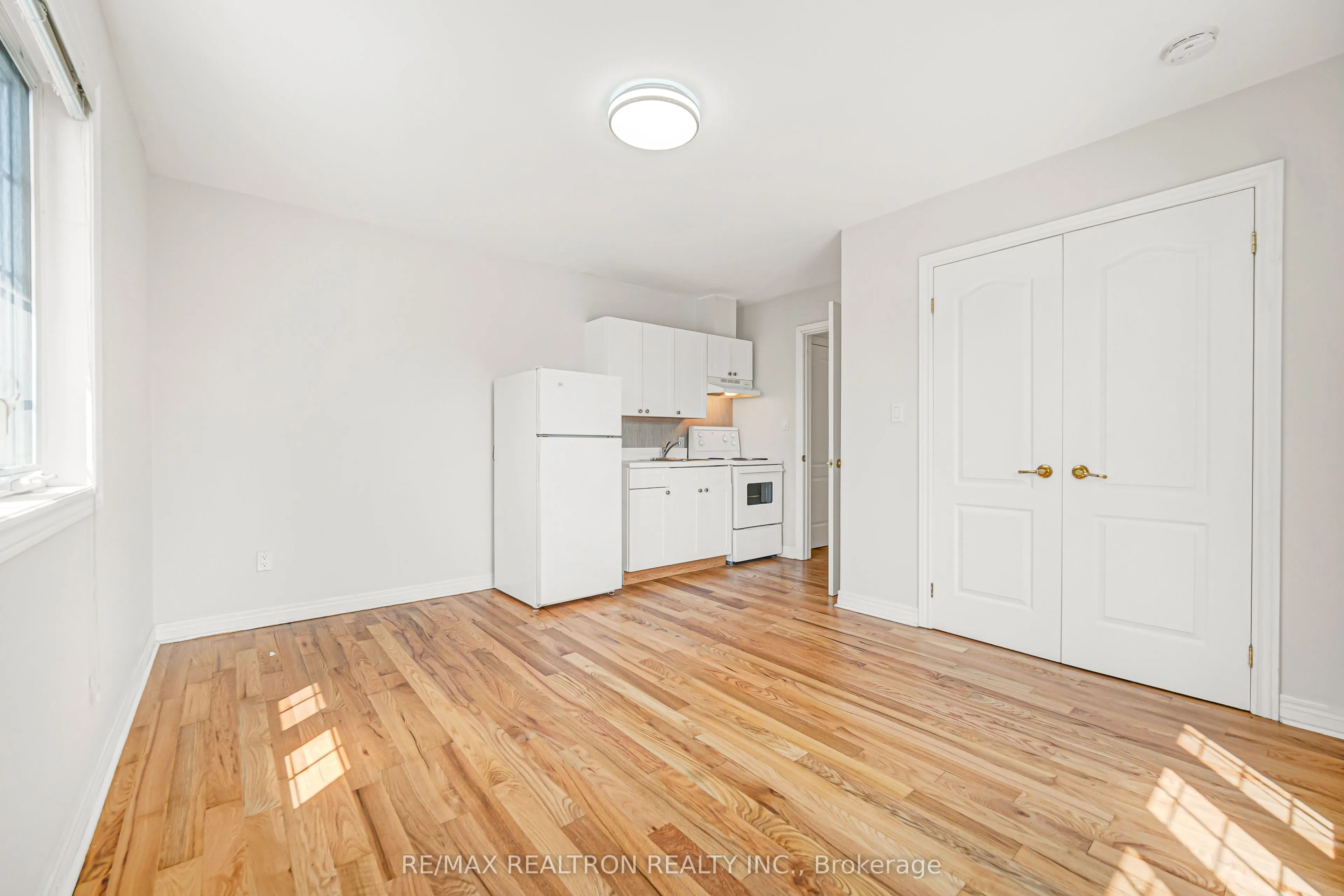454 Donlands Avenue