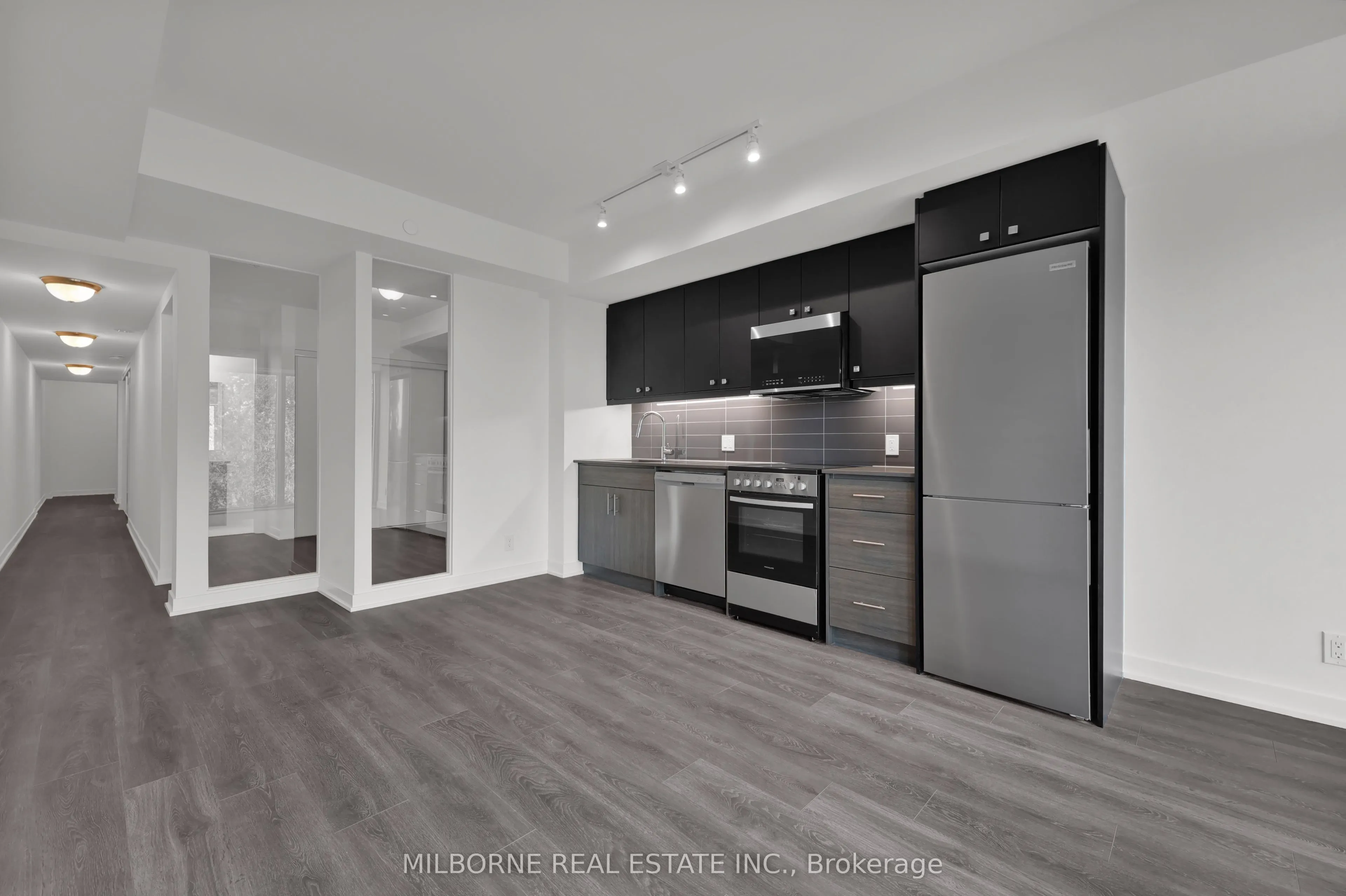 2 Manderley Drive #404