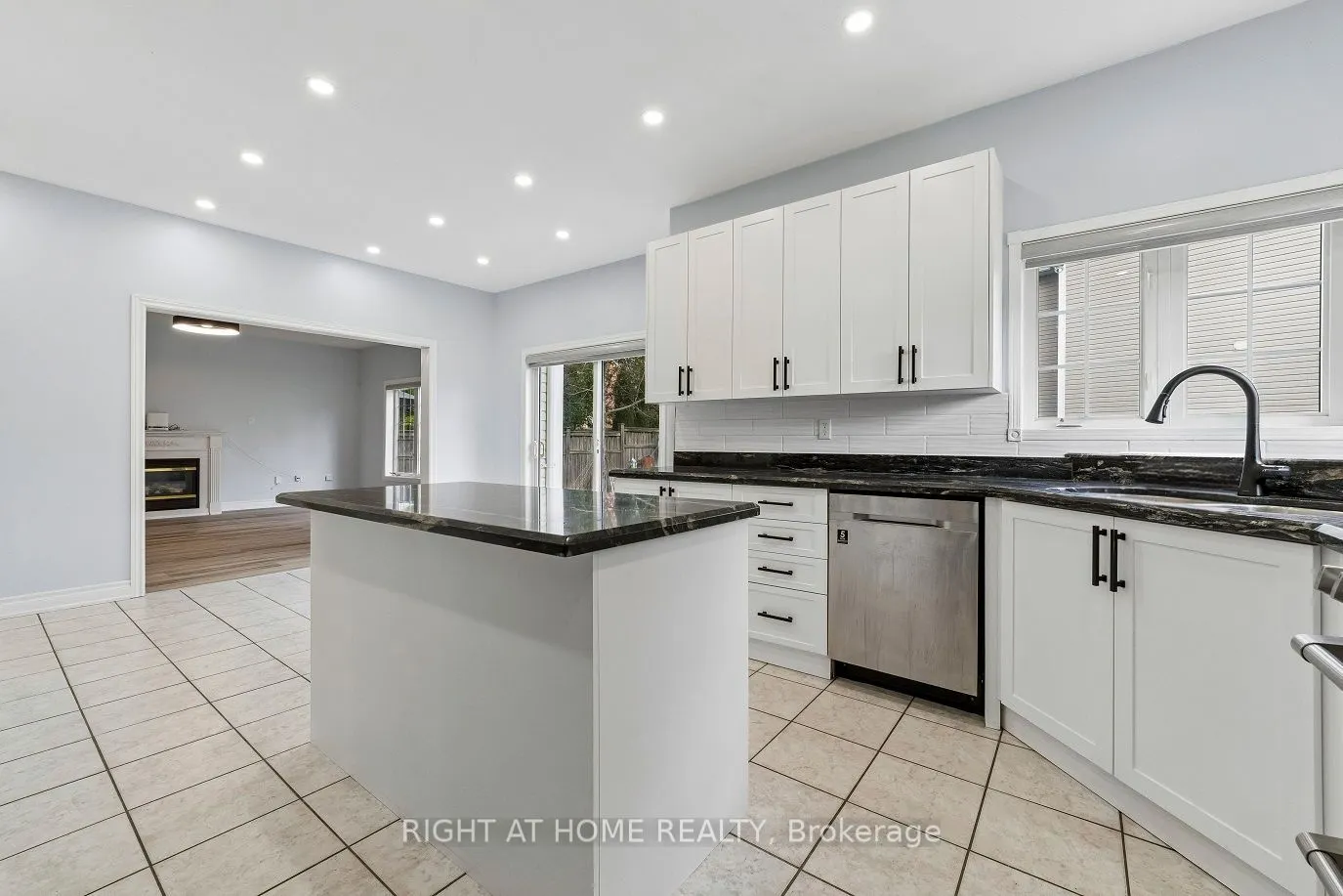 23 Croxall Boulevard