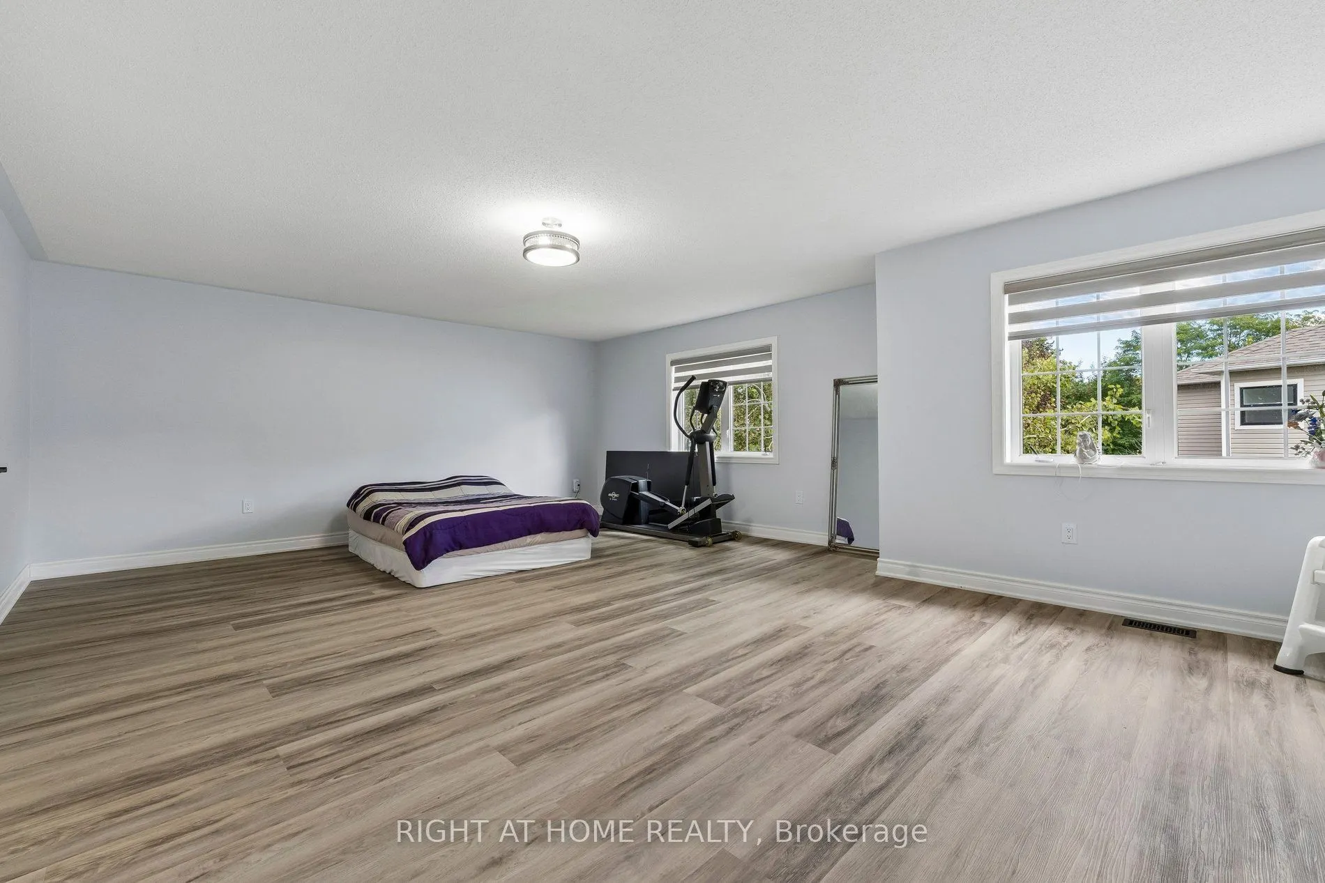 23 Croxall Boulevard
