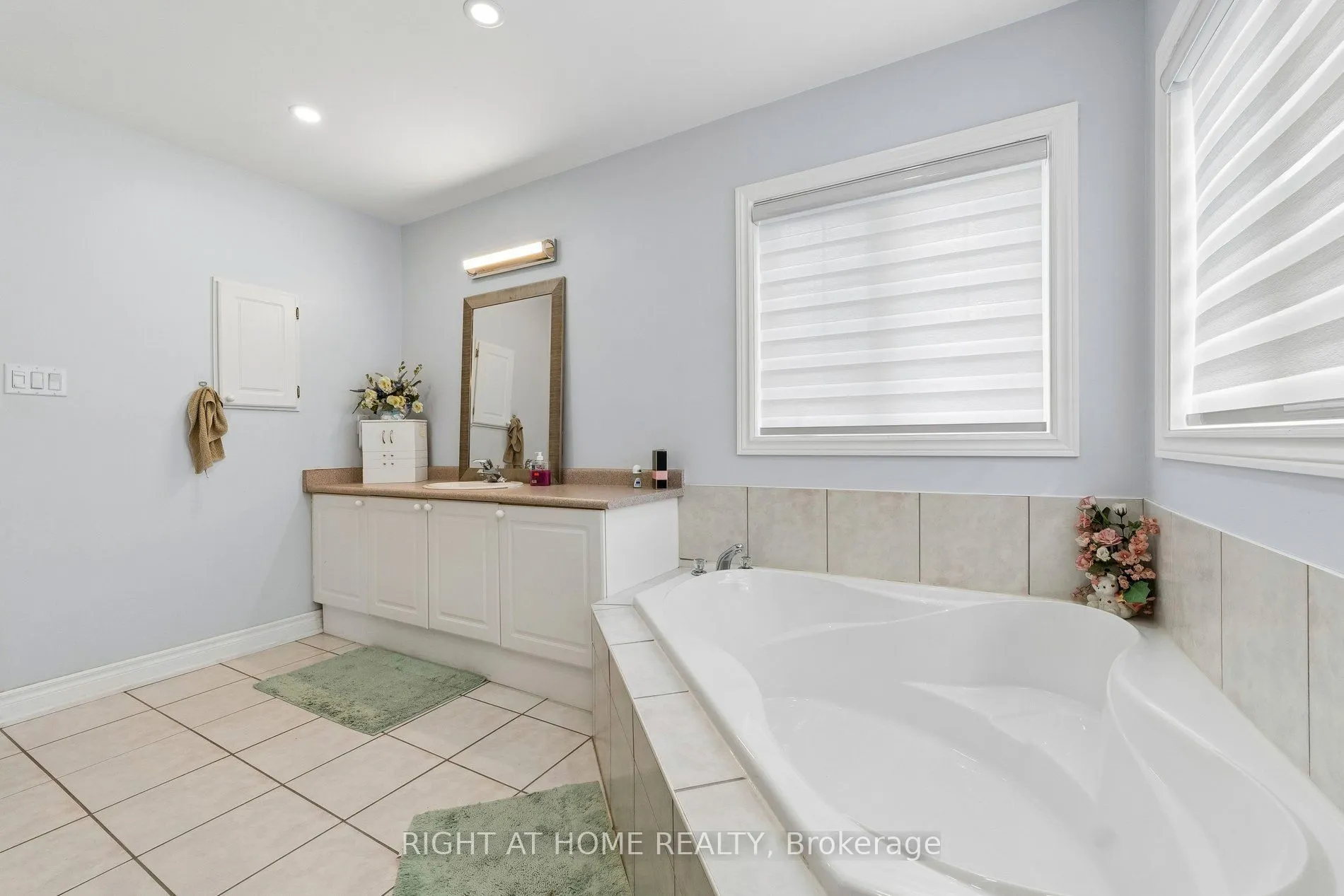 23 Croxall Boulevard