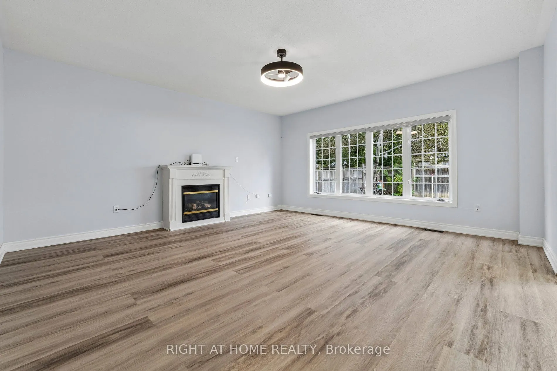 23 Croxall Boulevard