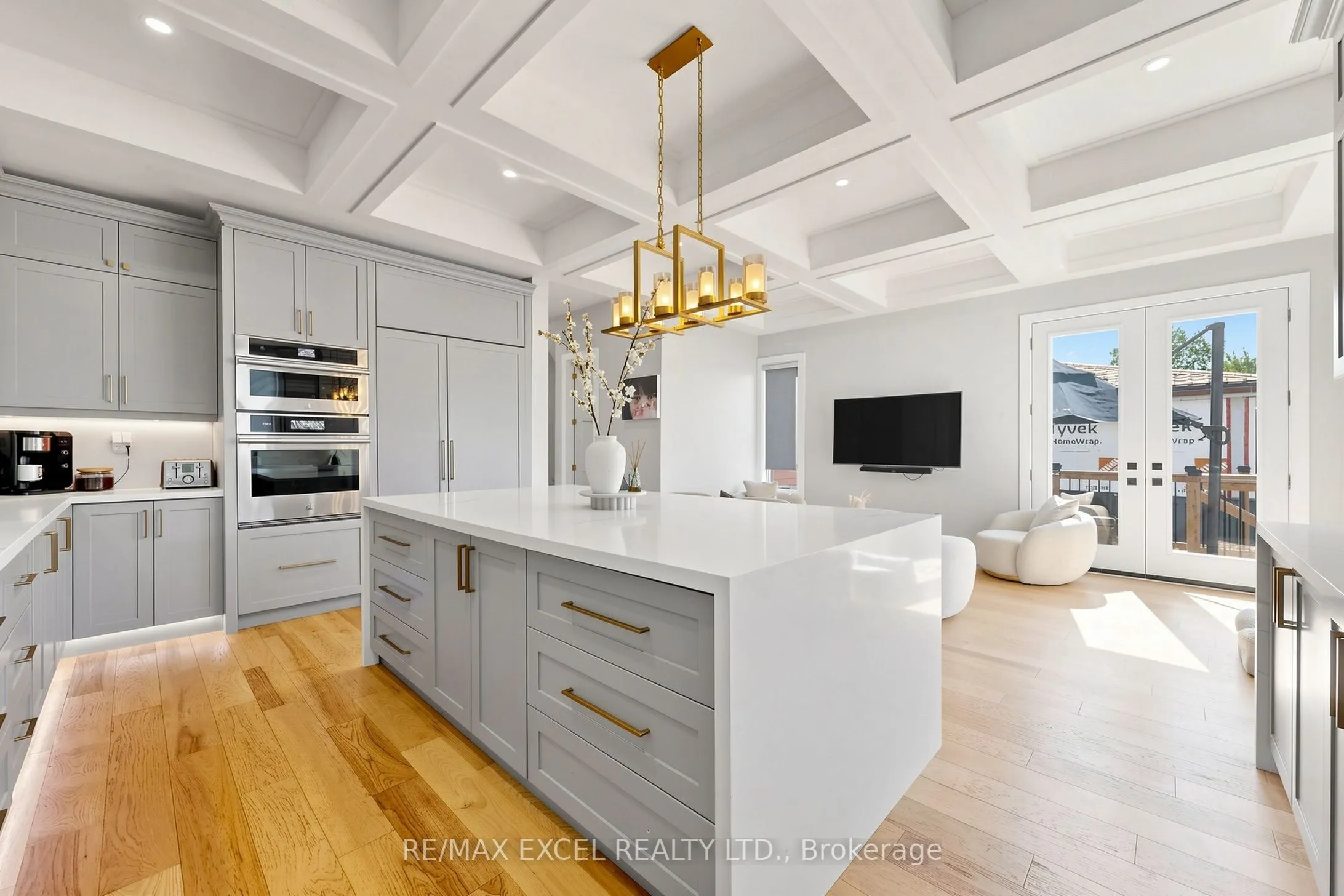 786 Oliva Street